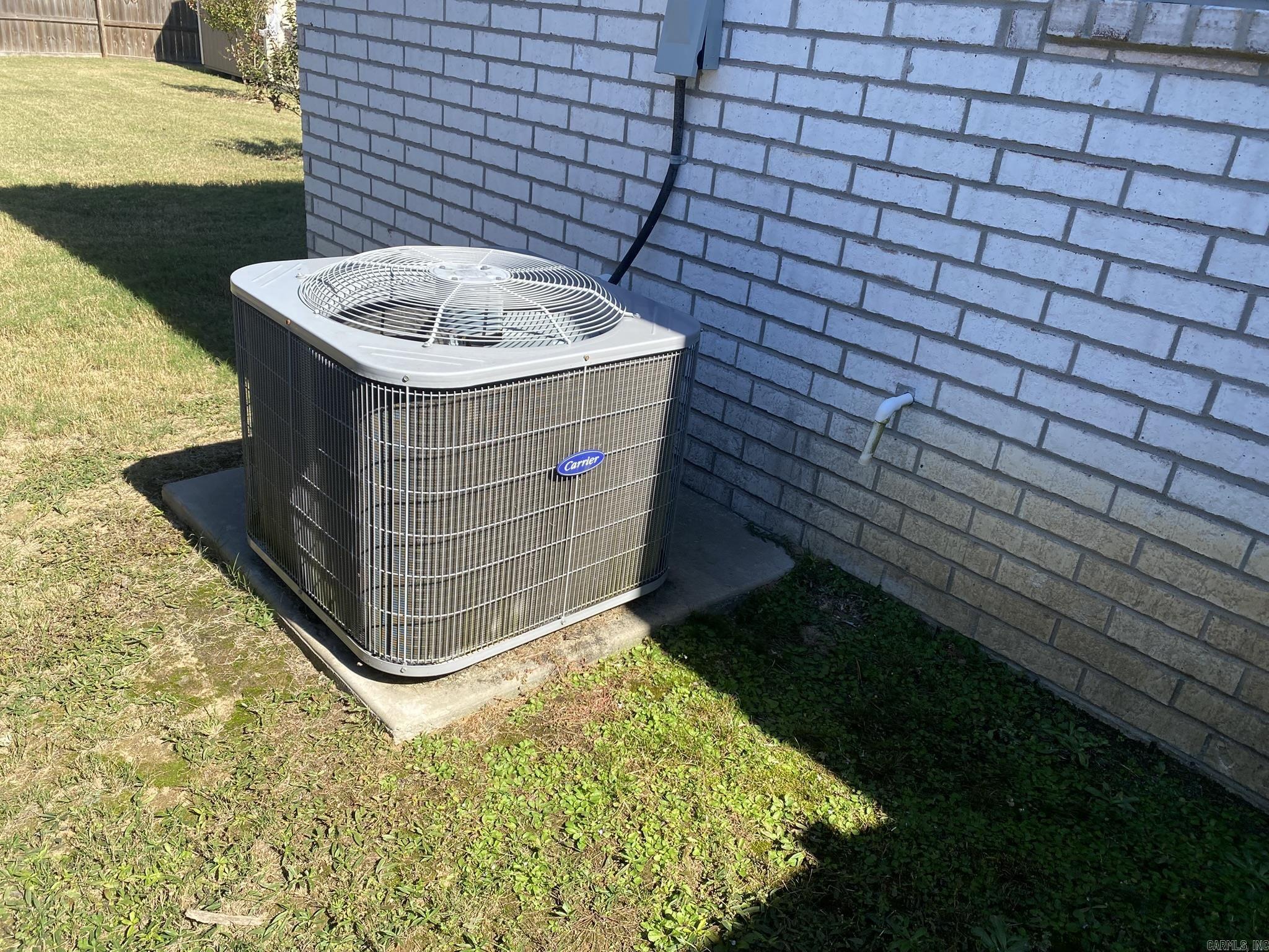 LEGACY POINTE - Residential