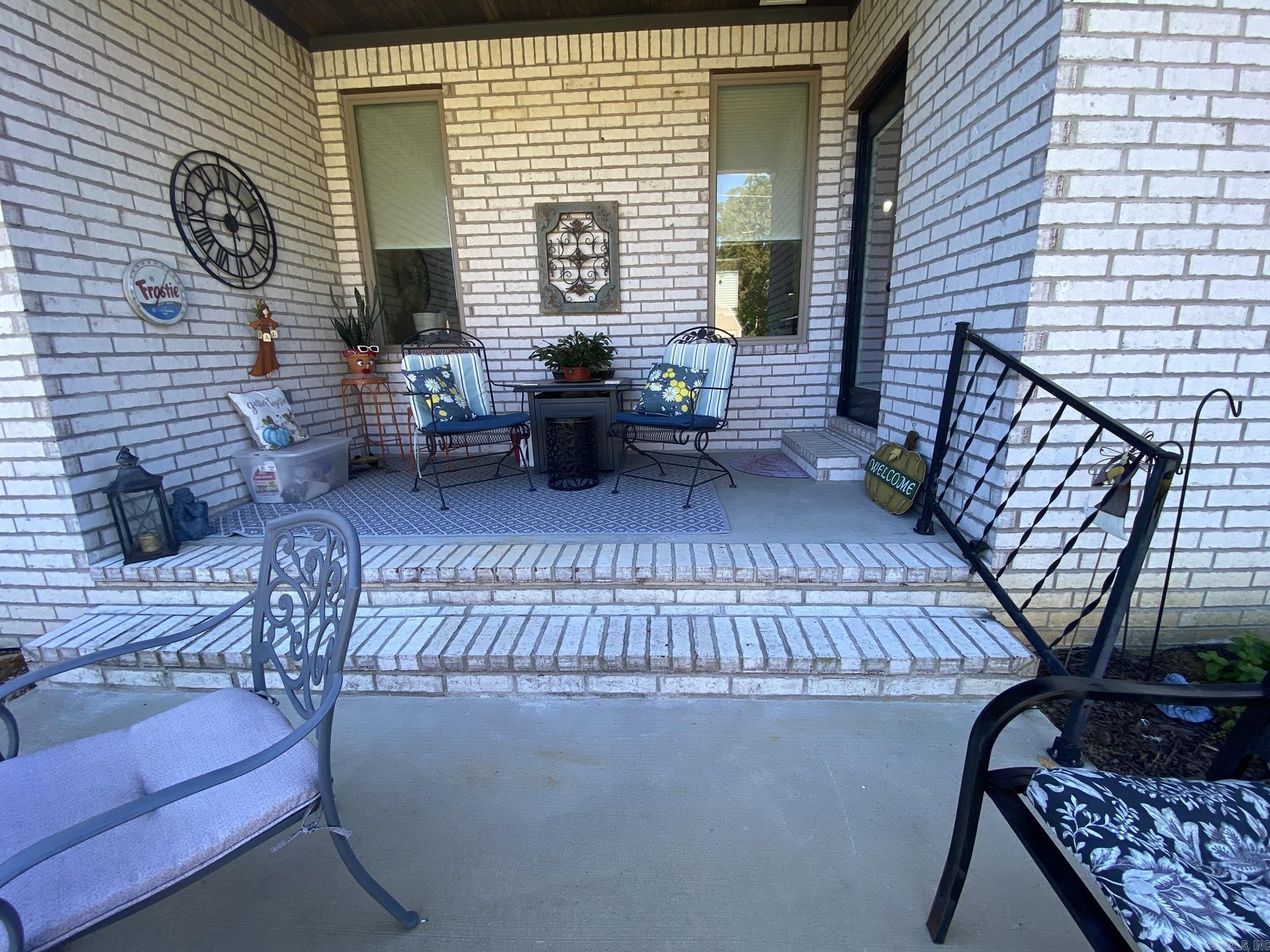 LEGACY POINTE - Residential