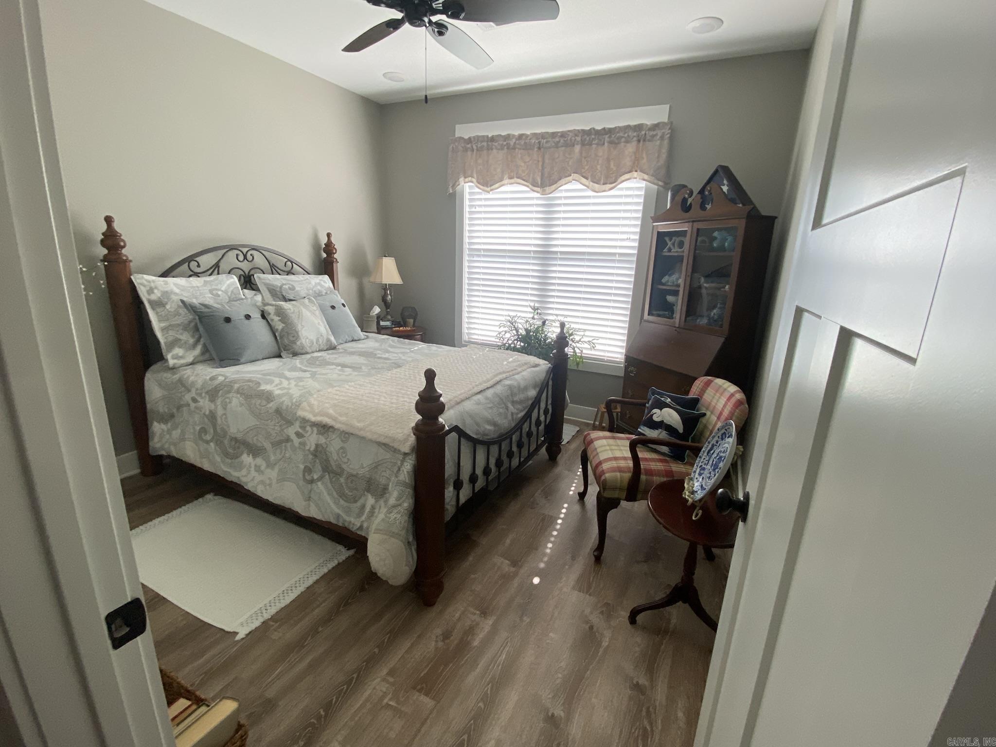 LEGACY POINTE - Residential