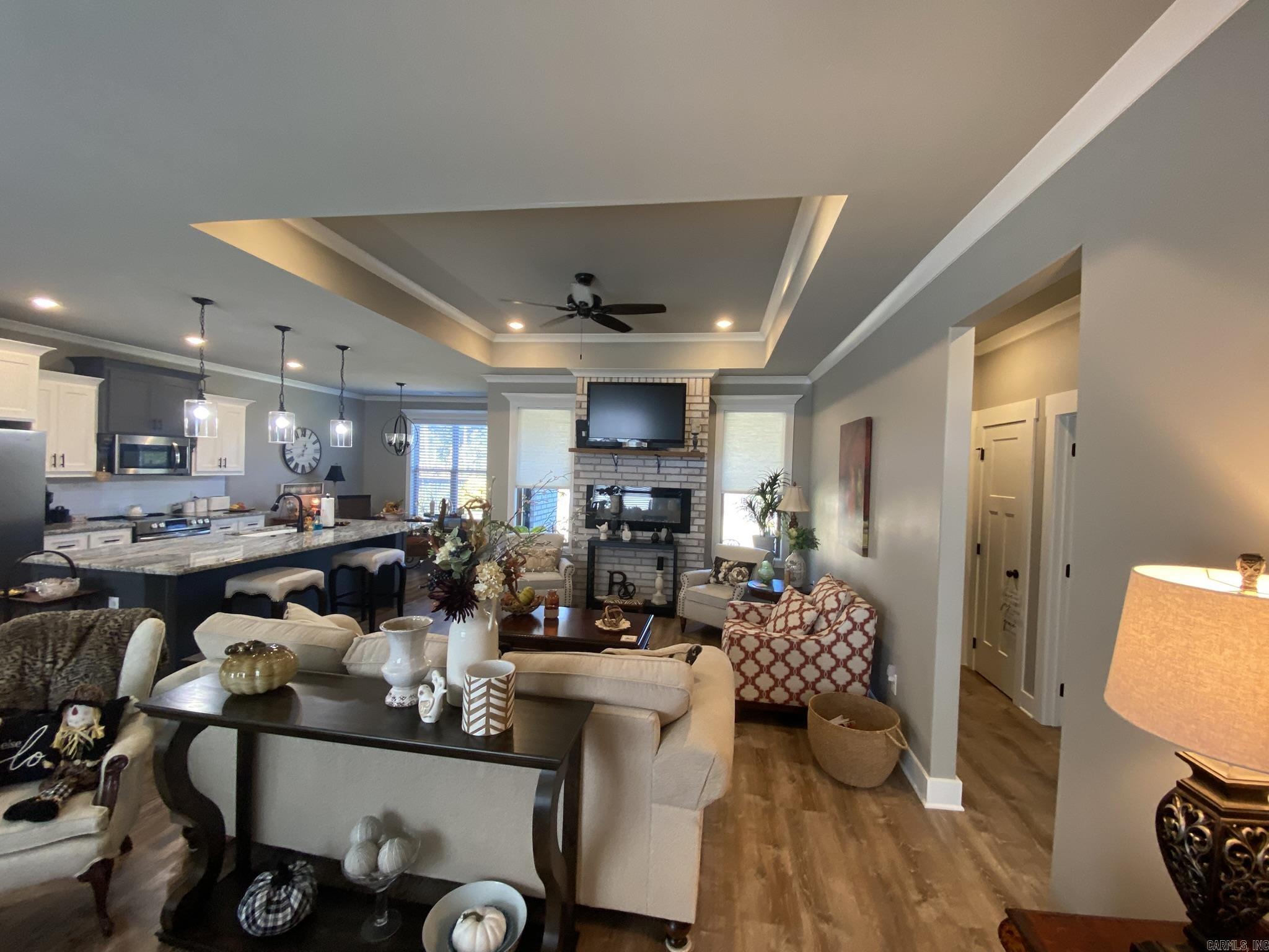 LEGACY POINTE - Residential