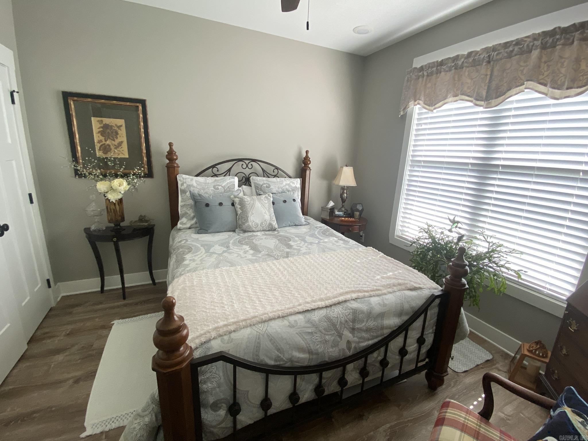 LEGACY POINTE - Residential