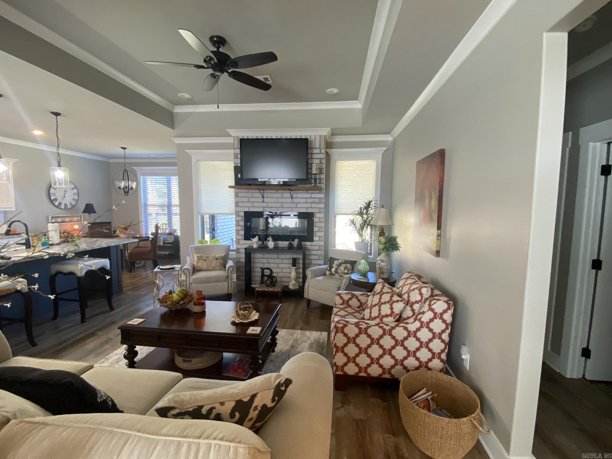 LEGACY POINTE - Residential