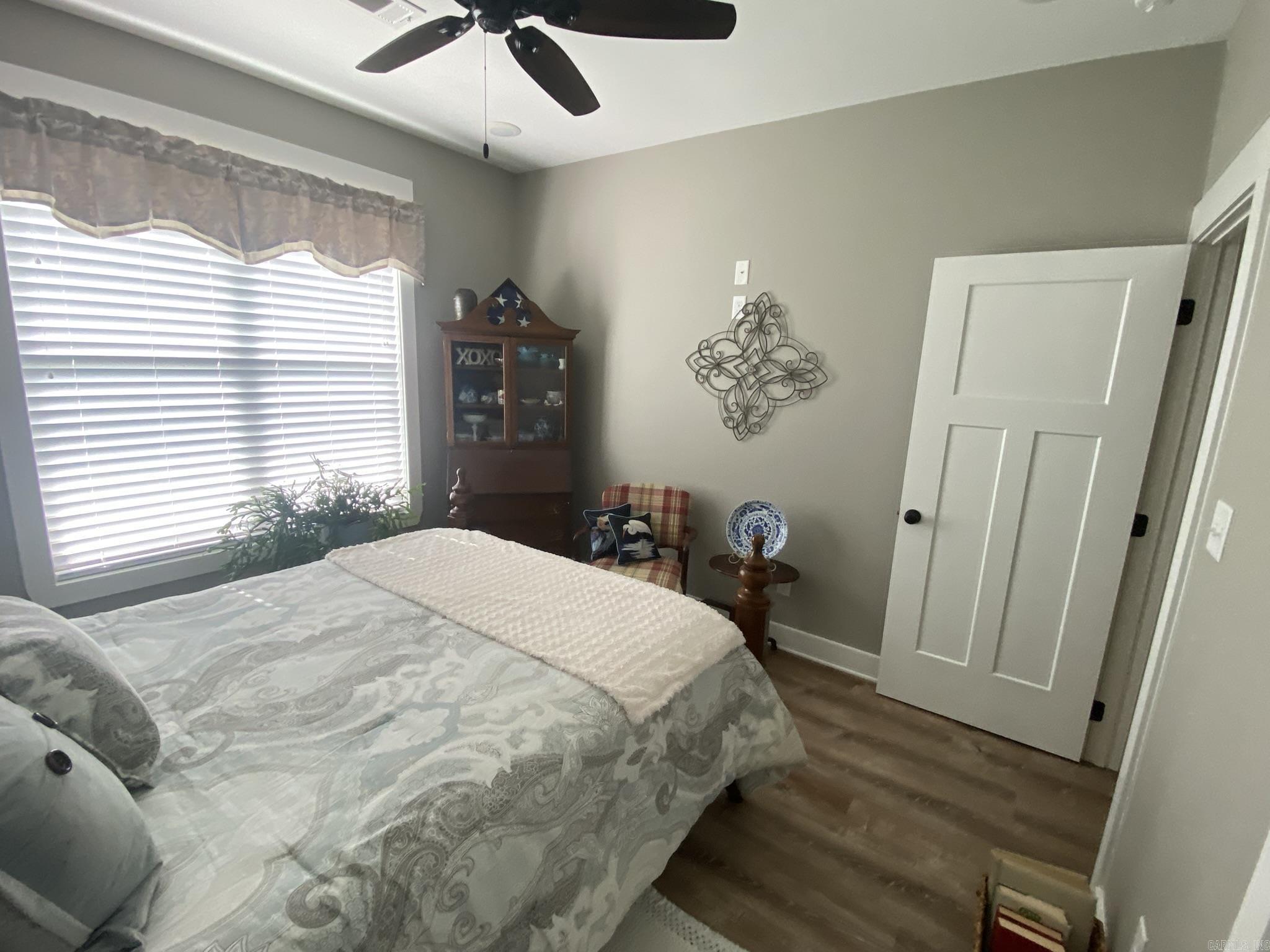 LEGACY POINTE - Residential