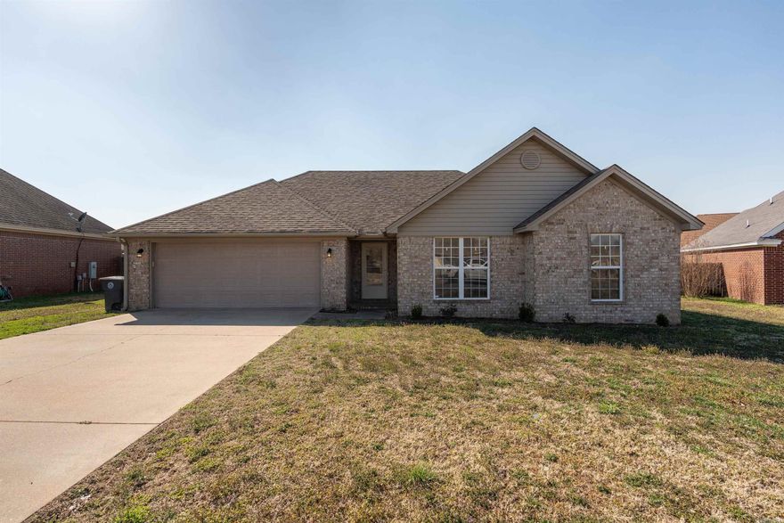 This charming 3-bedroom, 2-bathroom home is nestled in a well-established neighborhood on the west side of Searcy, offering both comfort and convenience. Ideal for first-time homebuyers or savvy investors, the property is strategically located close to shopping centers, medical facilities, and reputable public schools, making daily errands and commutes a breeze. The fully fenced backyard provides a secure space for children and pets to play, while the patio offers the perfect setting for entertaining guests or enjoying a quiet evening outdoors. With its appealing features and prime location, this home is a promising opportunity for those looking to invest in a thriving community.  CALL TODAY TO TOUR!