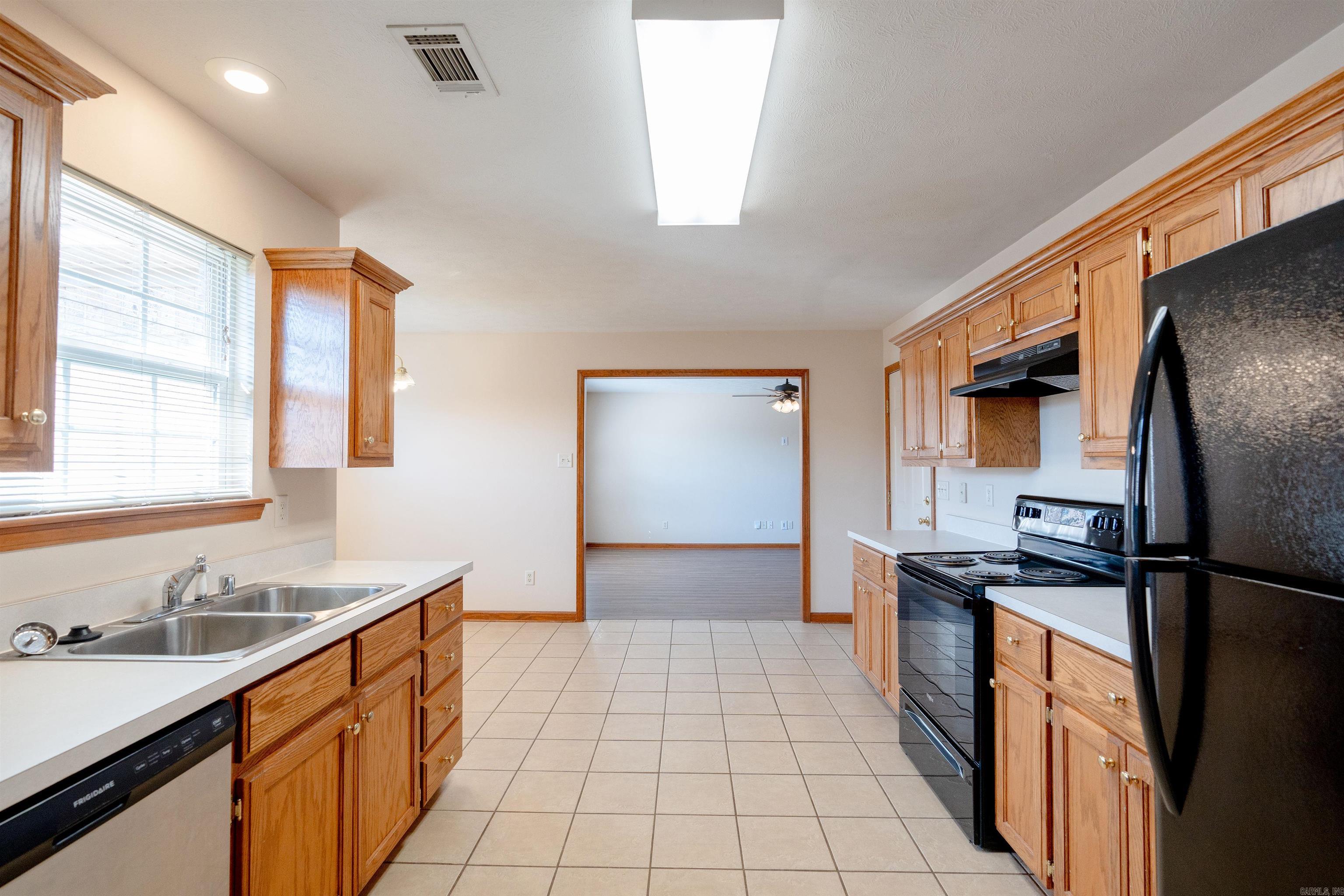 VALLEY ELMS S/D - Residential