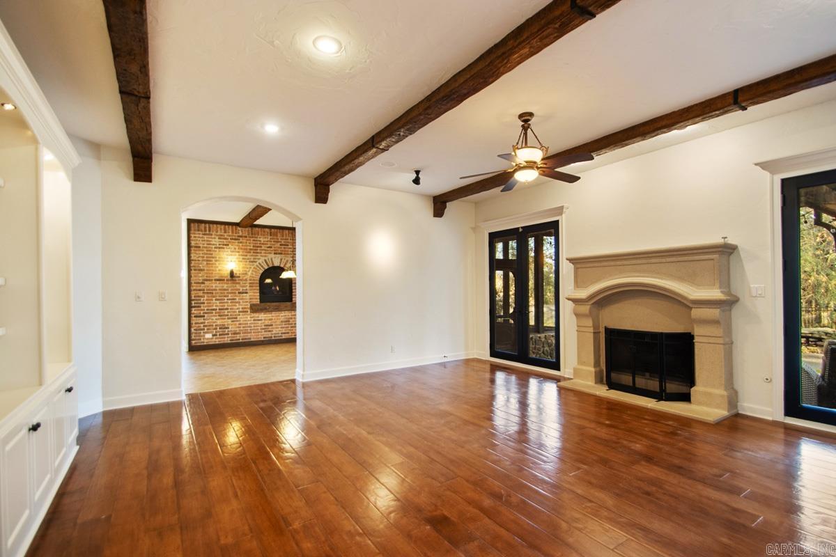 CHENAL VALLEY BELLE VALLEE THE M - Residential