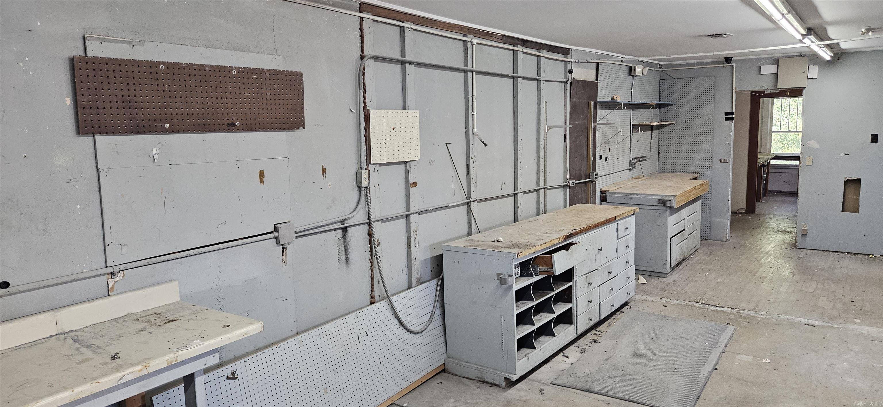 O'Bryans - Commercial Sale