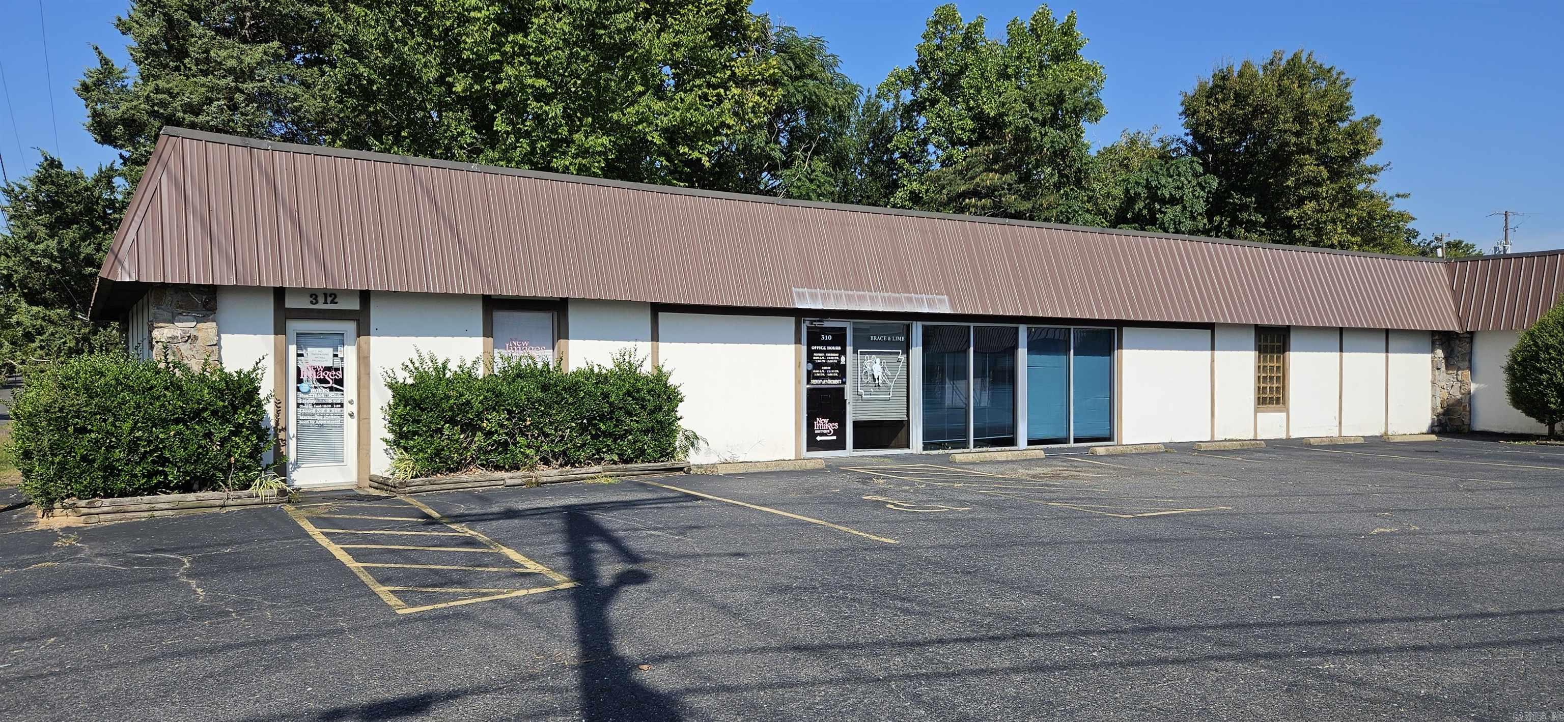 O'Bryans - Commercial Sale