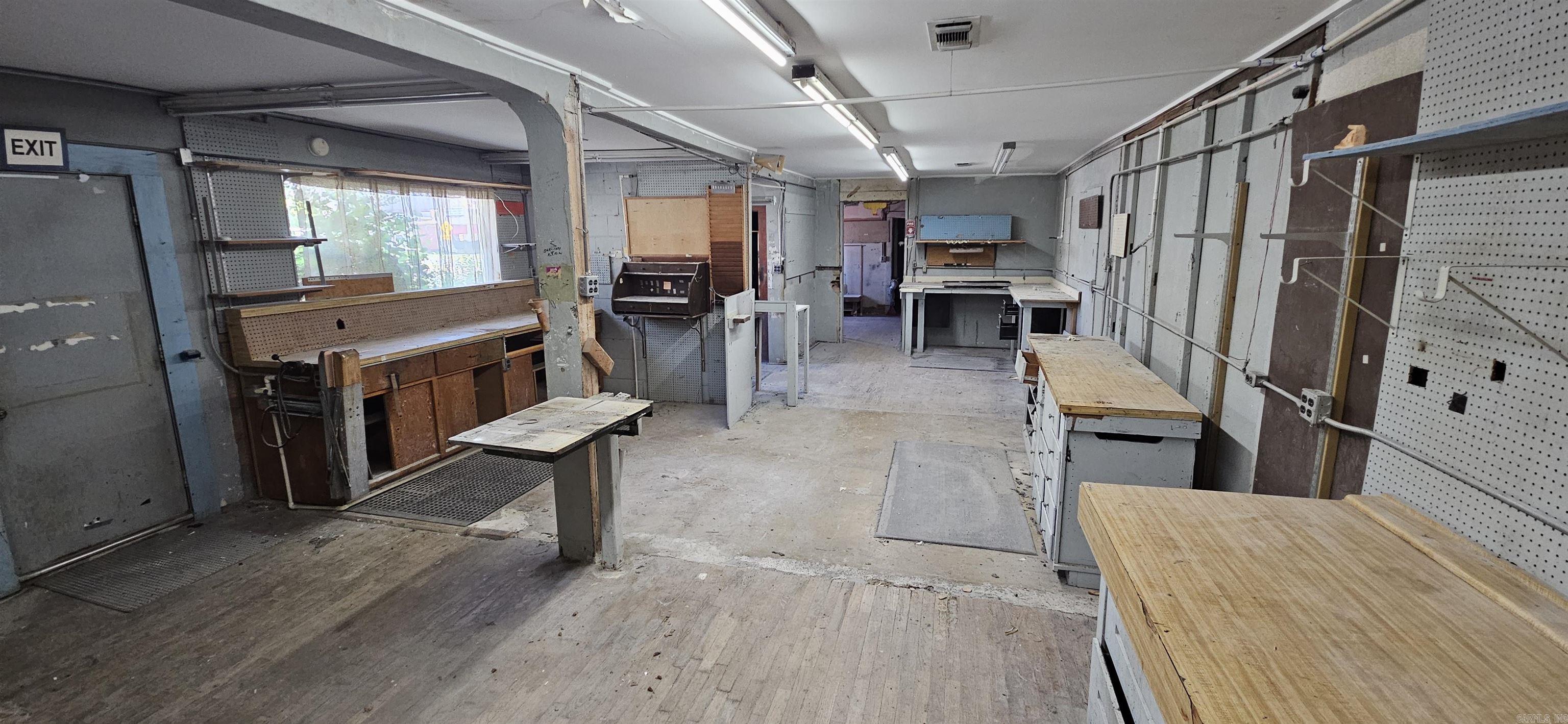 O'Bryans - Commercial Sale