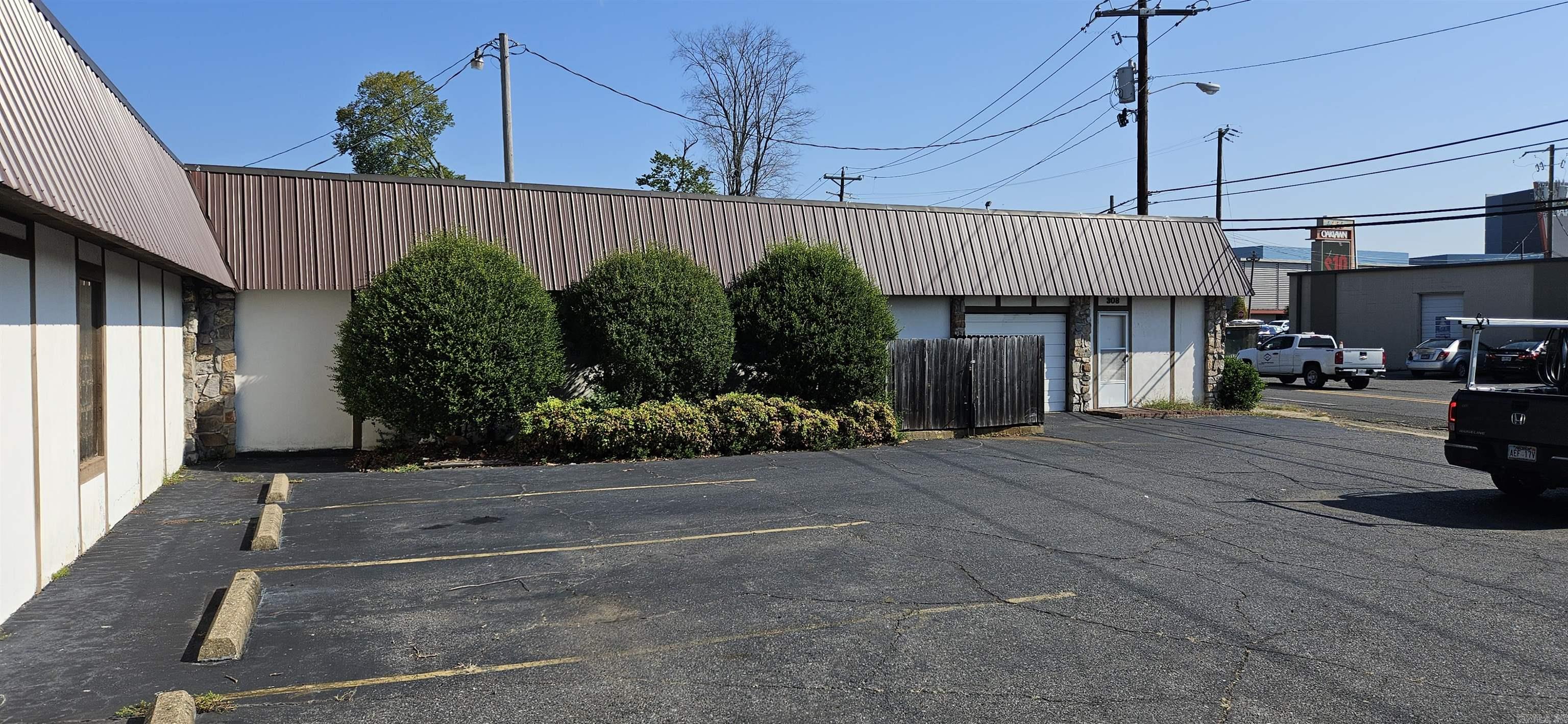 O'Bryans - Commercial Sale