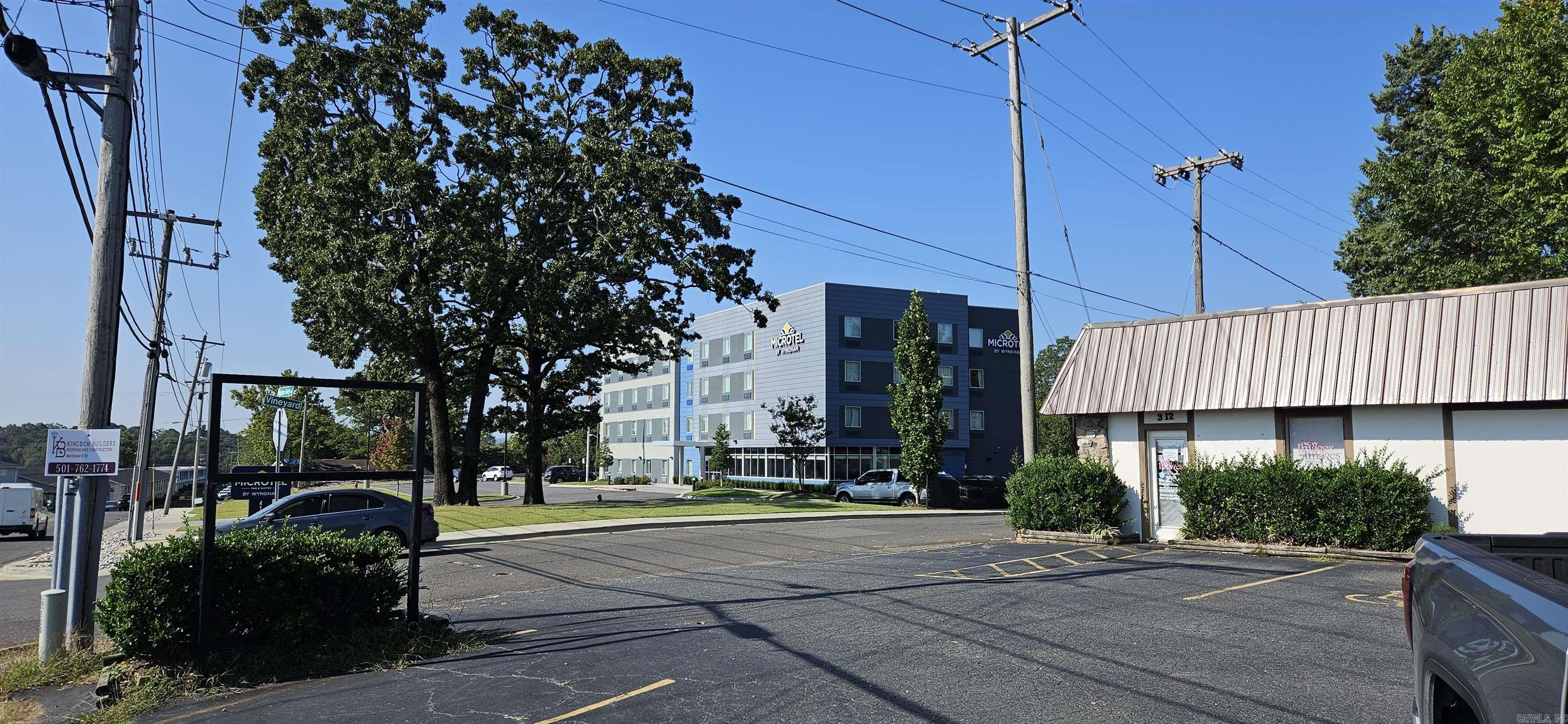 O'Bryans - Commercial Sale