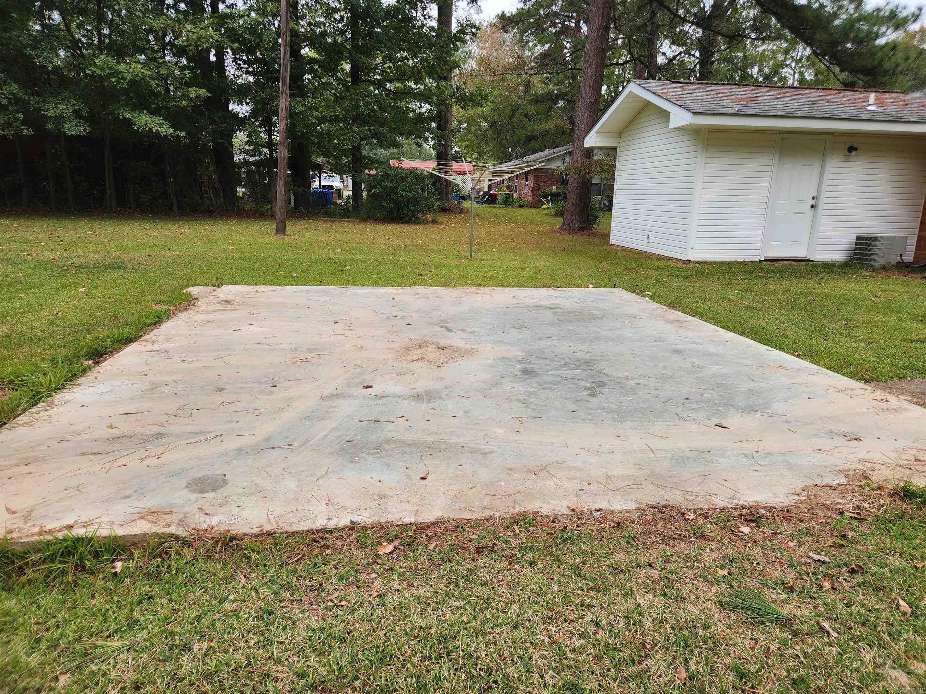 Pine Manor - Residential