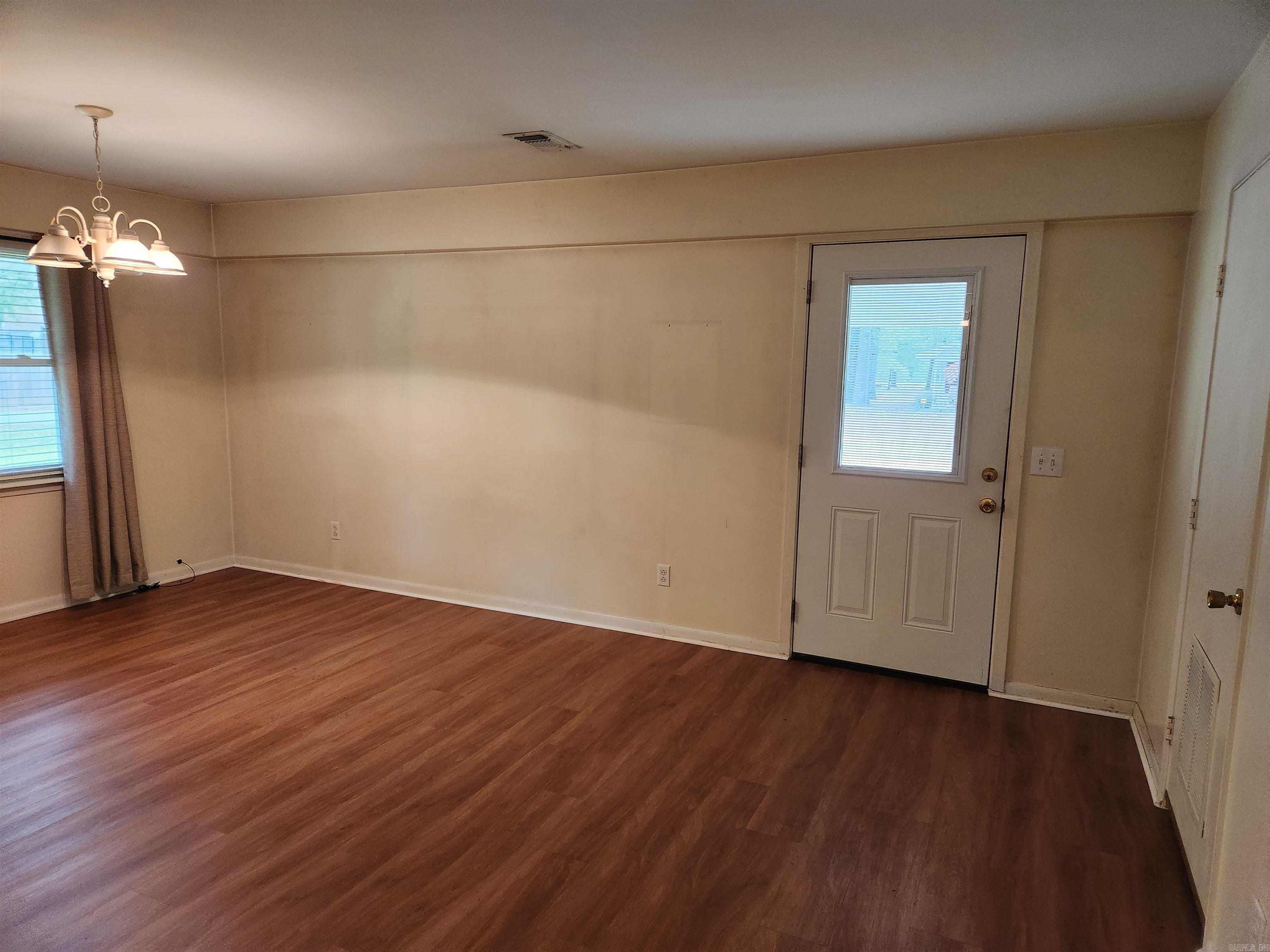 Pine Manor - Residential