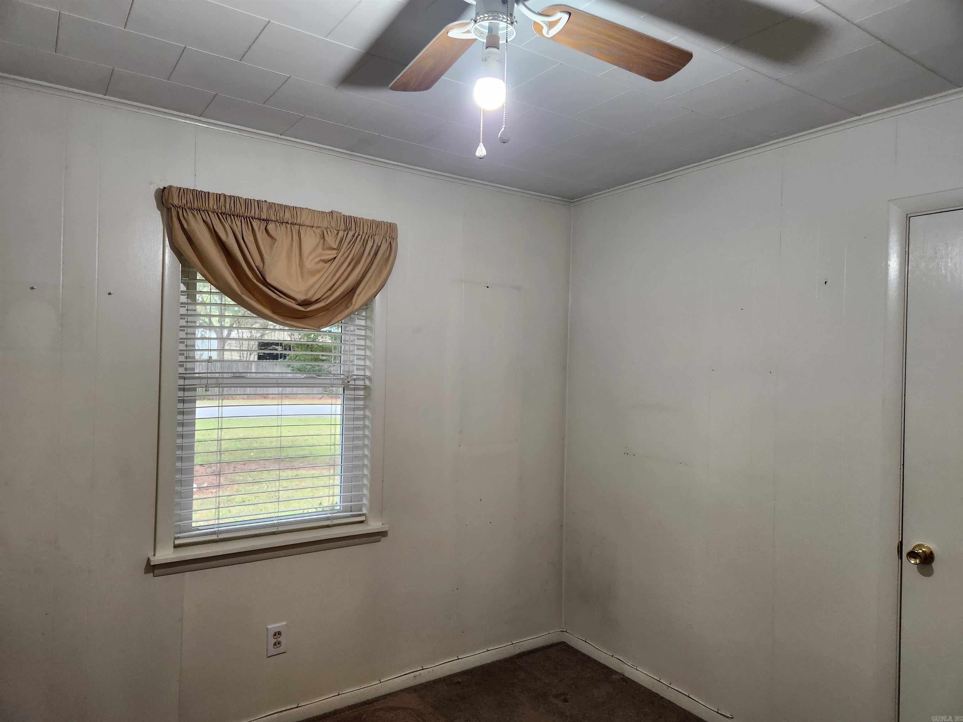 Pine Manor - Residential