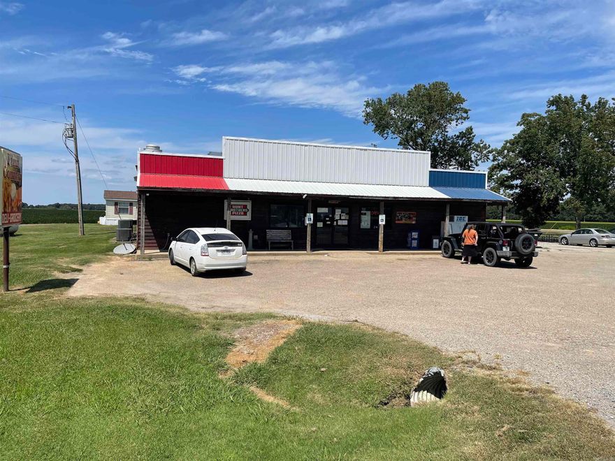 Great business opportunity! Convenient store located on 64 hwy Wynne ar. Featuring 4800 square feet, 1 acre lot, new roof, new air conditioning units, new vent hood, new kitchen equipment, and more. Was known as jack ryans country store and now known as Farm Country deli. Don’t wait to long on this deal