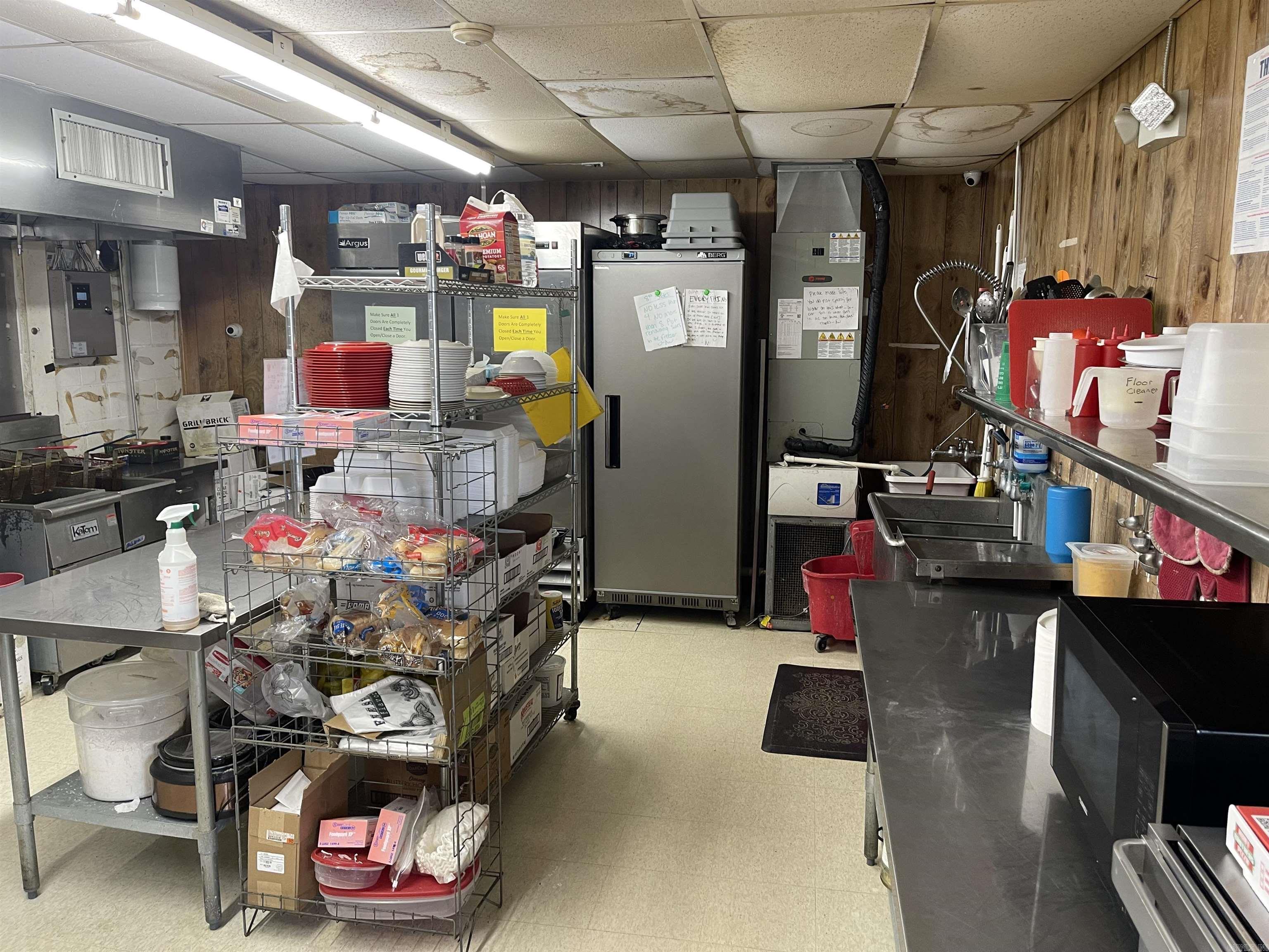 Metes & Bounds - Commercial Sale