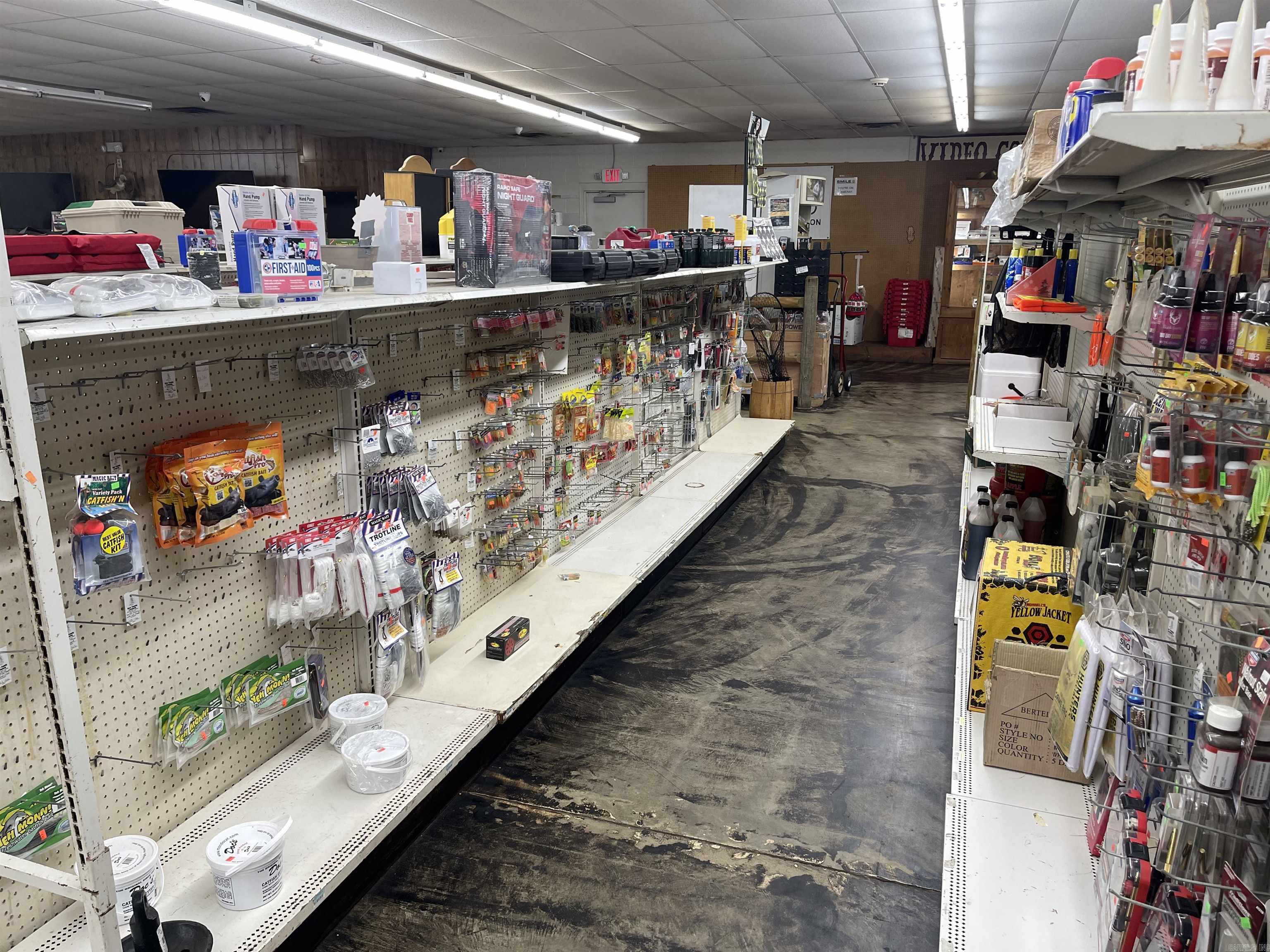 Metes & Bounds - Commercial Sale