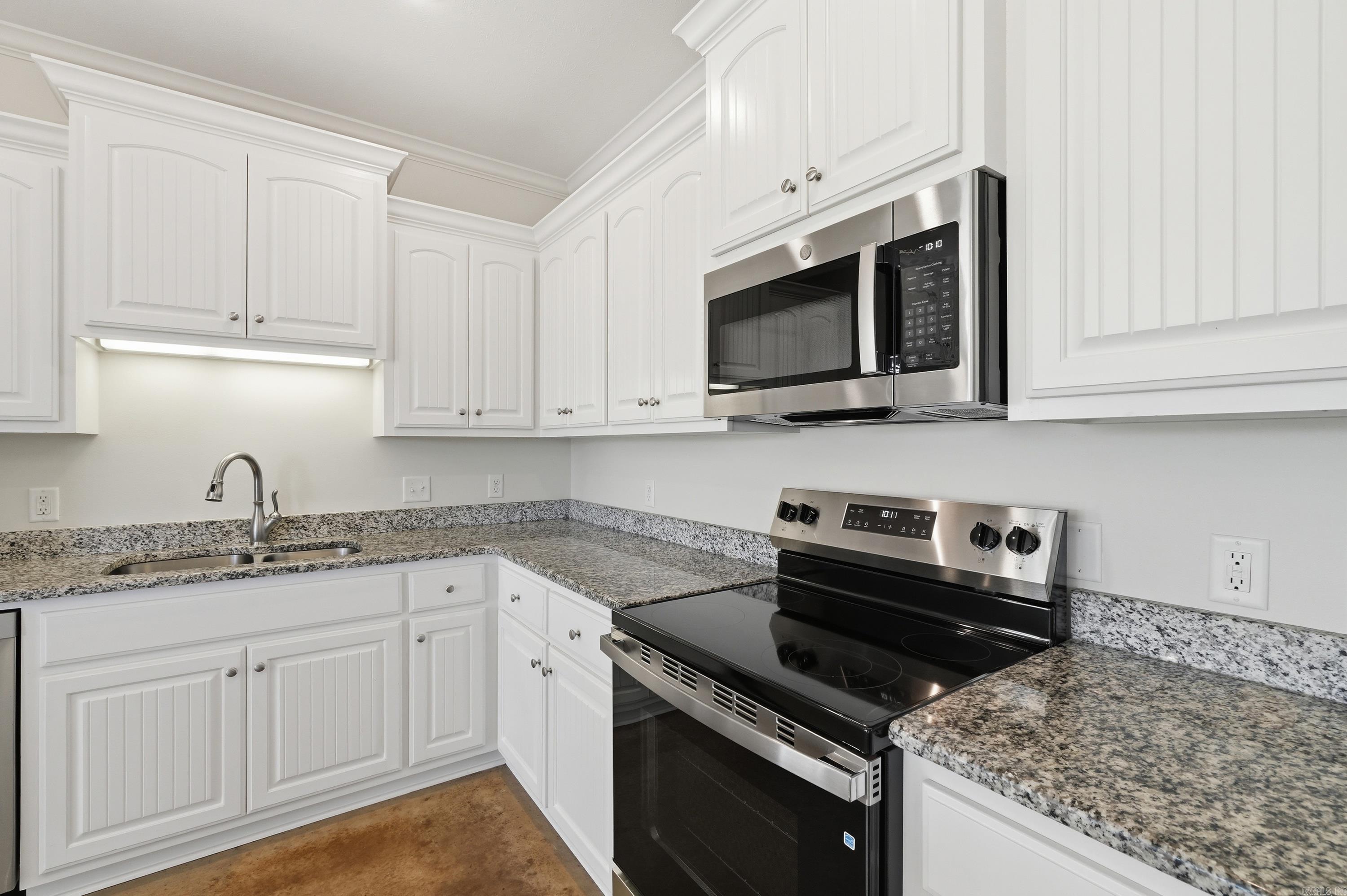 Saddle Creek - Residential