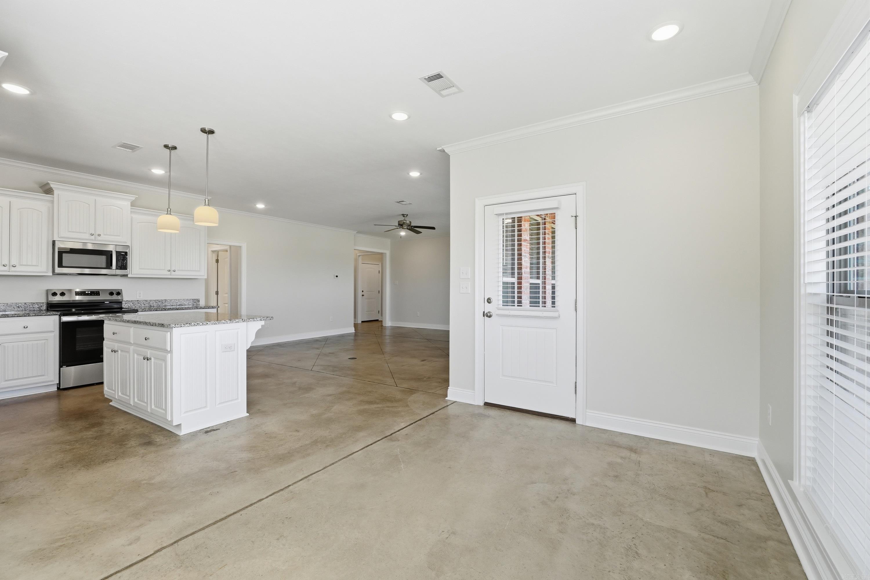 Saddle Creek - Residential