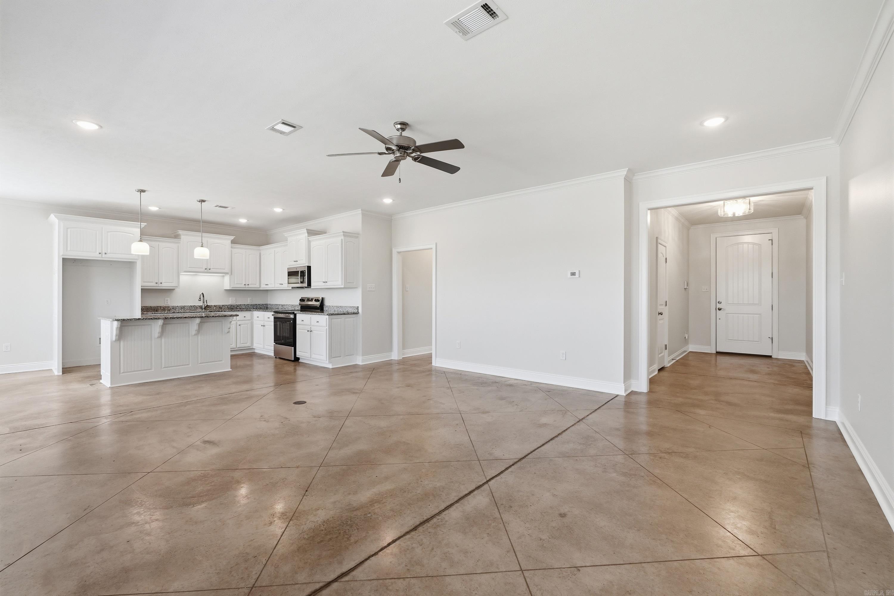 Saddle Creek - Residential