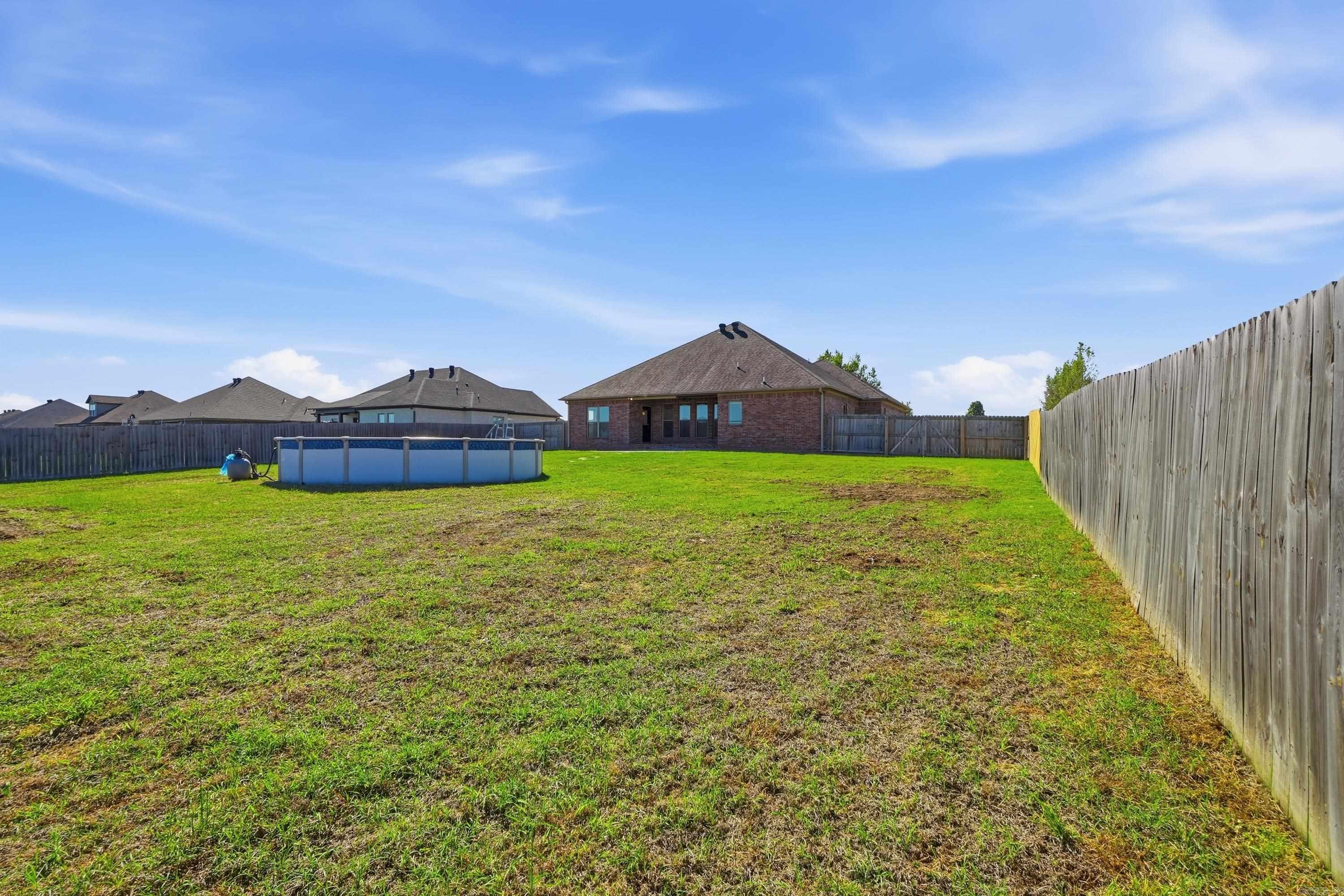 Saddle Creek - Residential