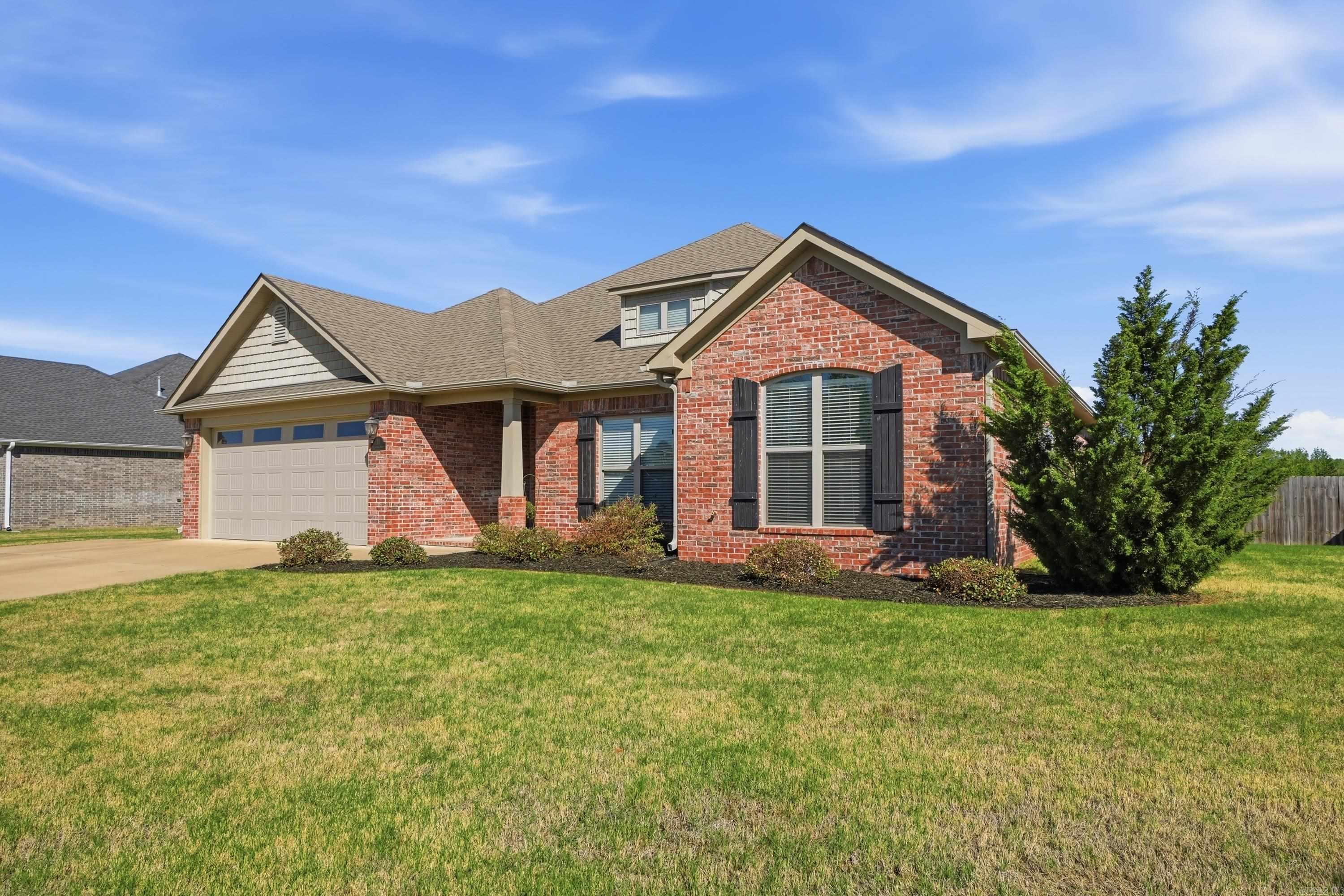 Saddle Creek - Residential