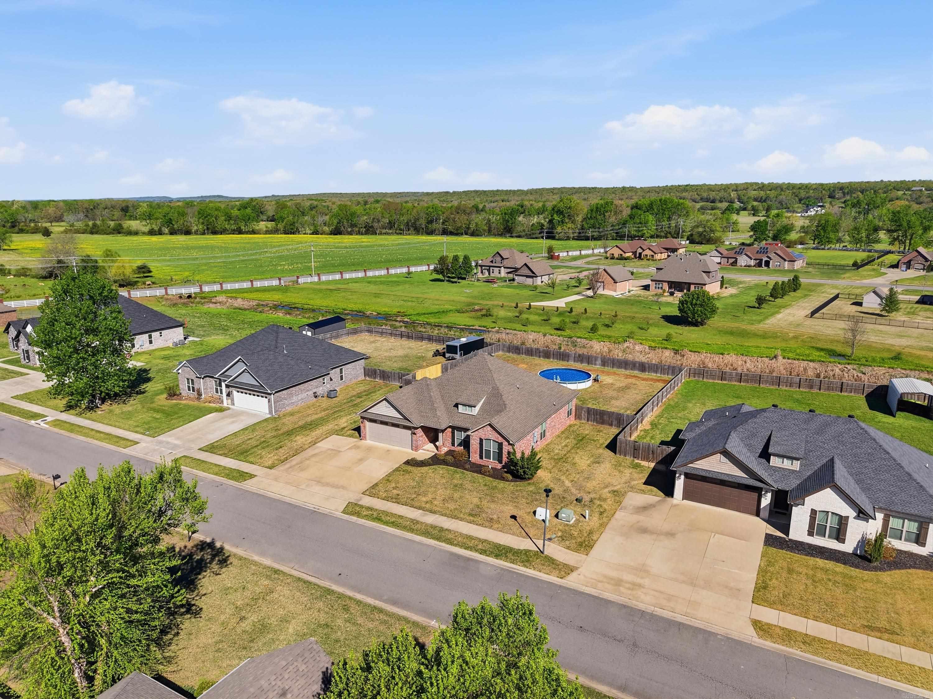 Saddle Creek - Residential