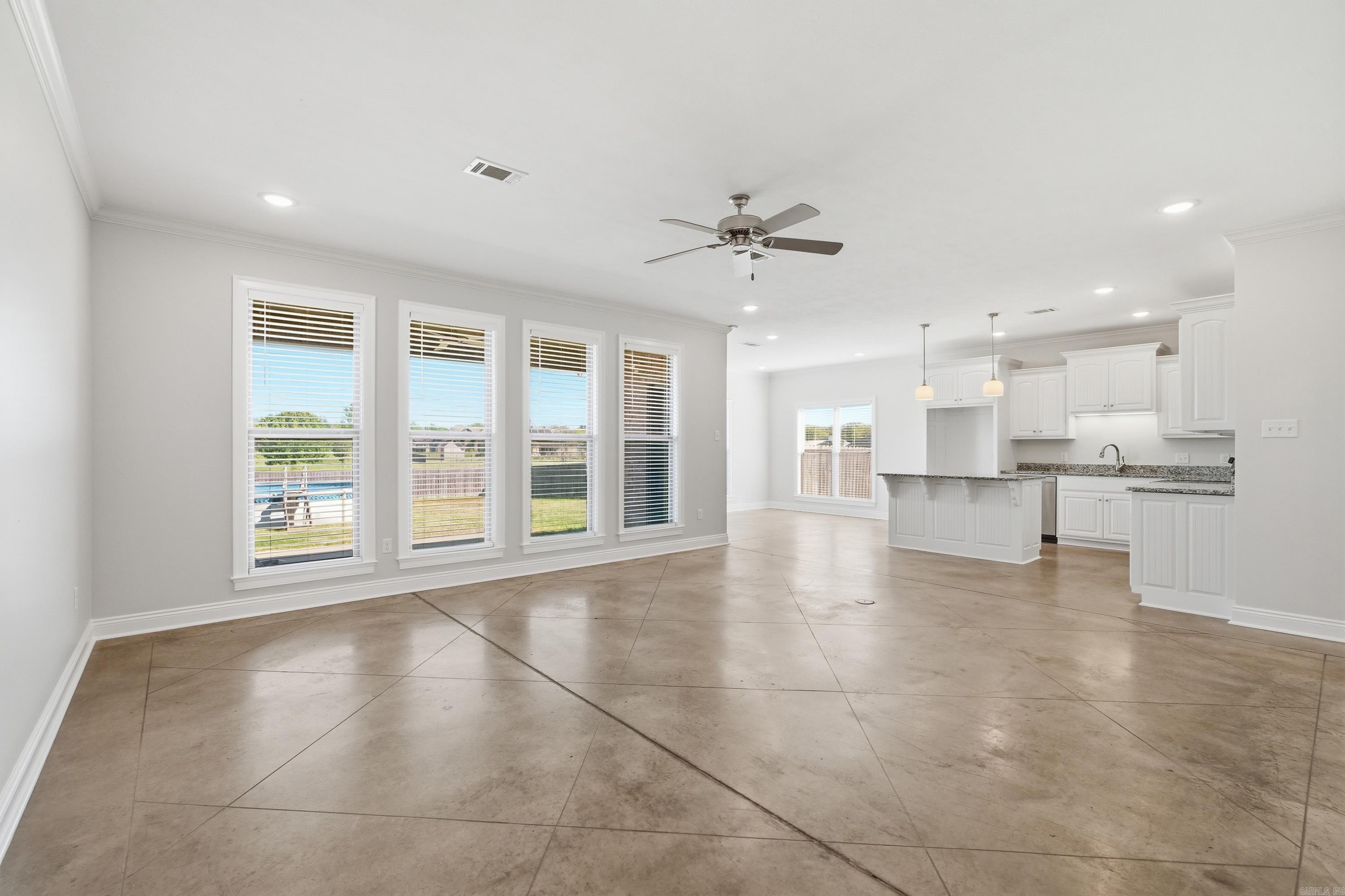 Saddle Creek - Residential