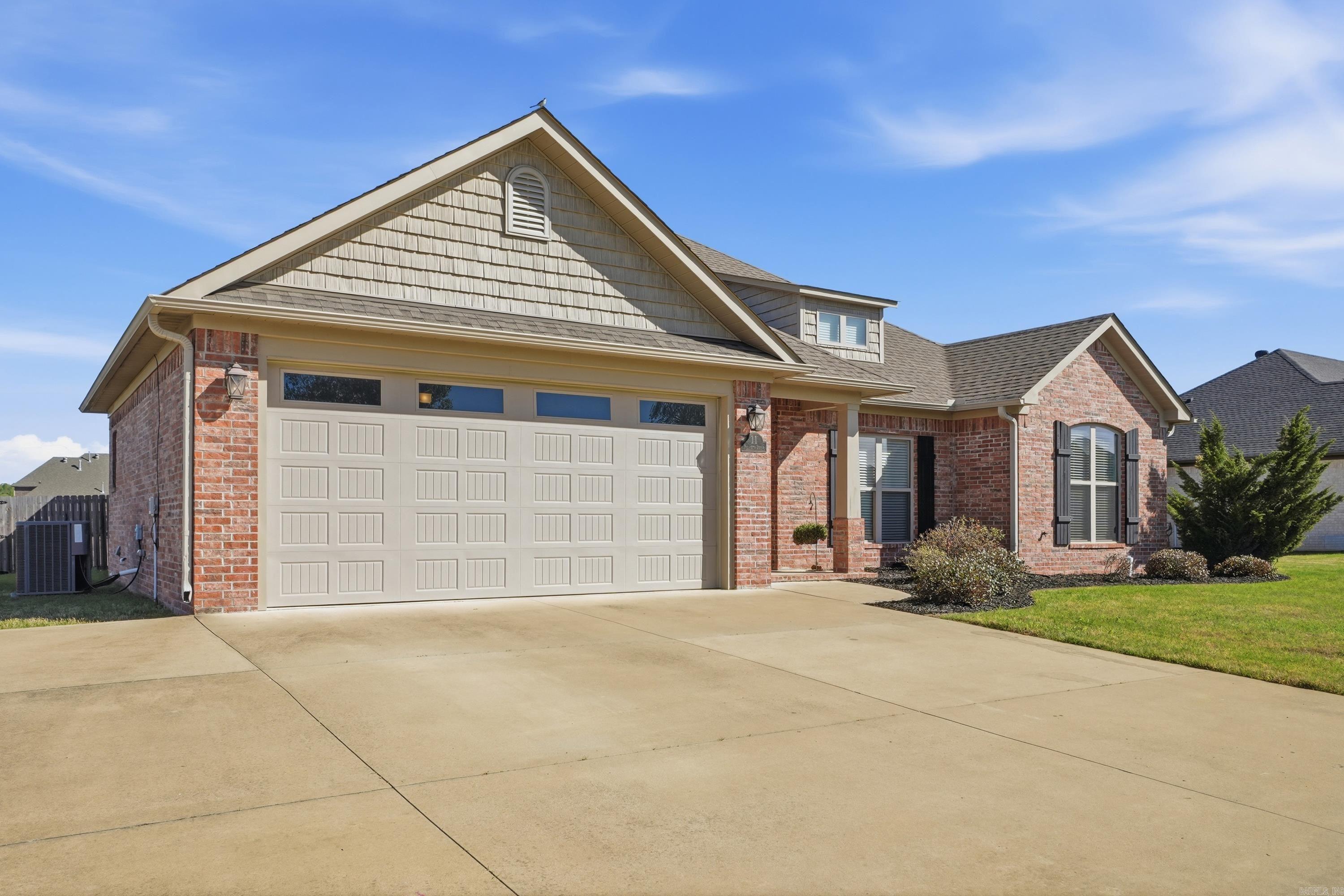 Saddle Creek - Residential