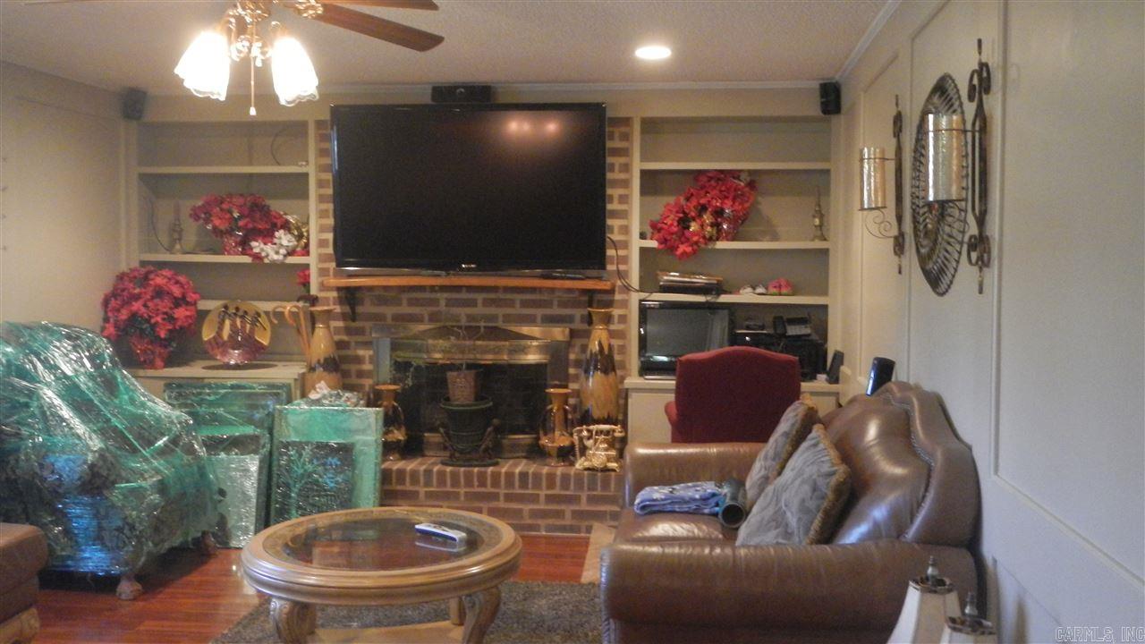 LAKEWOOD NE - Residential