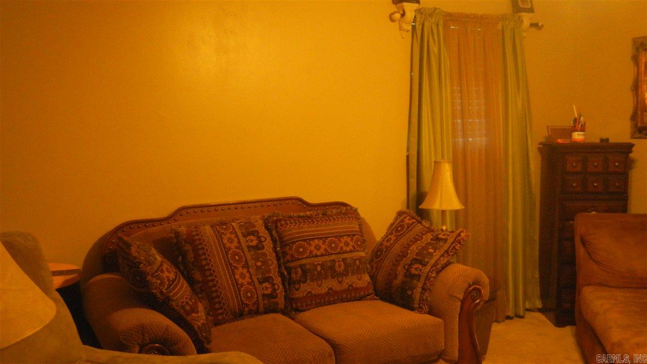 LAKEWOOD NE - Residential