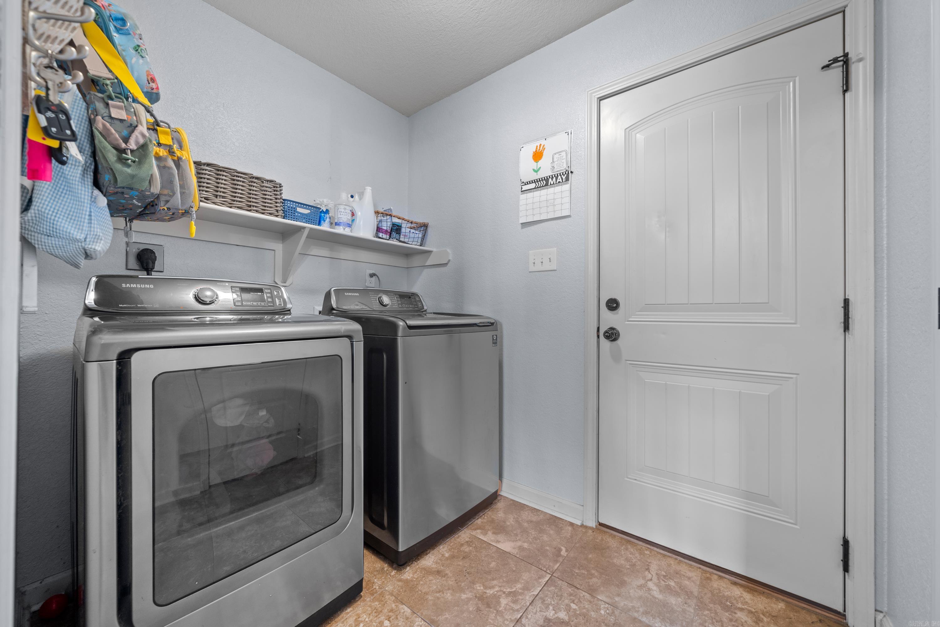 HAMILTON PARK - Residential