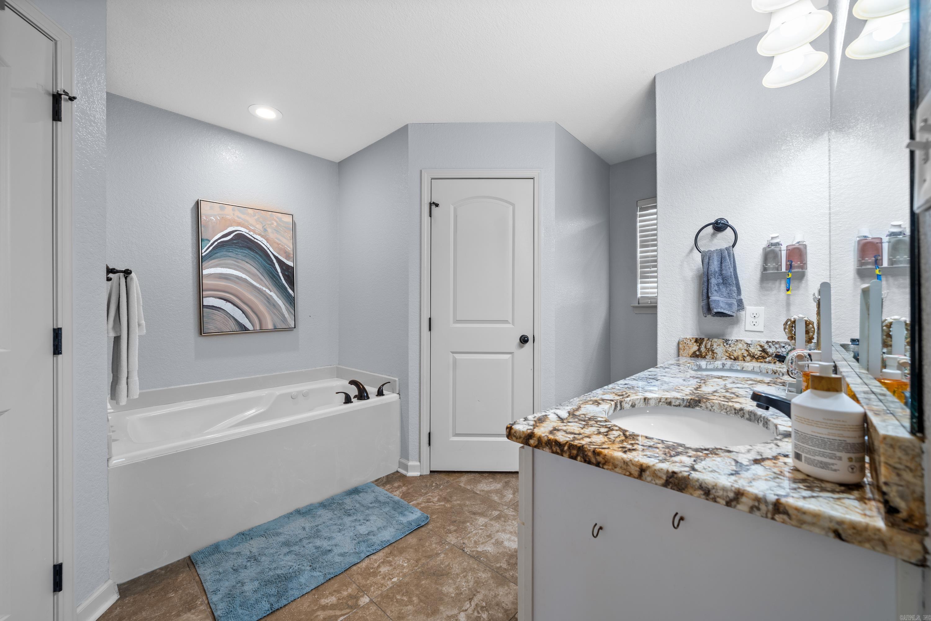 HAMILTON PARK - Residential