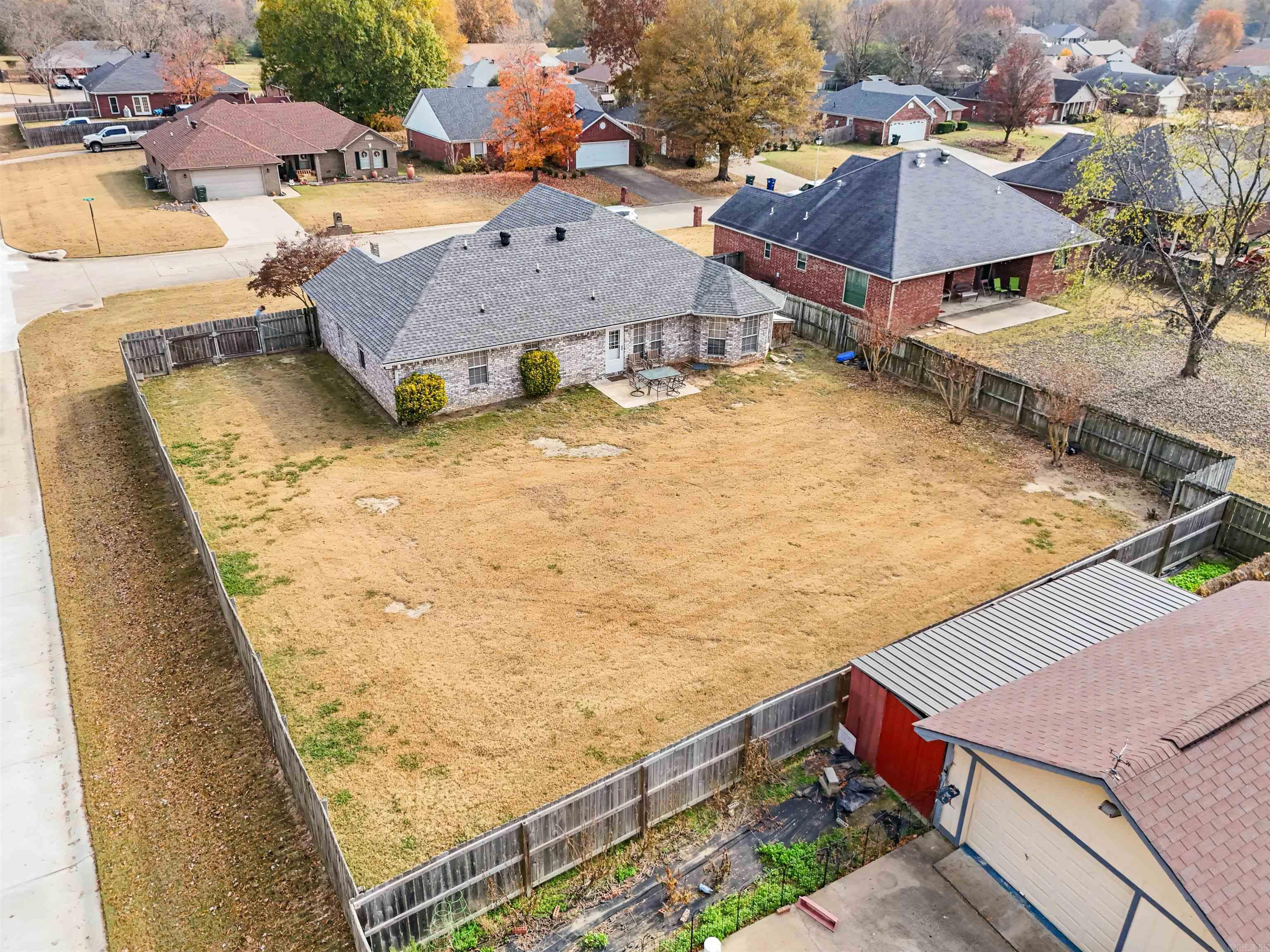 INDIAN MEADOWS - Residential