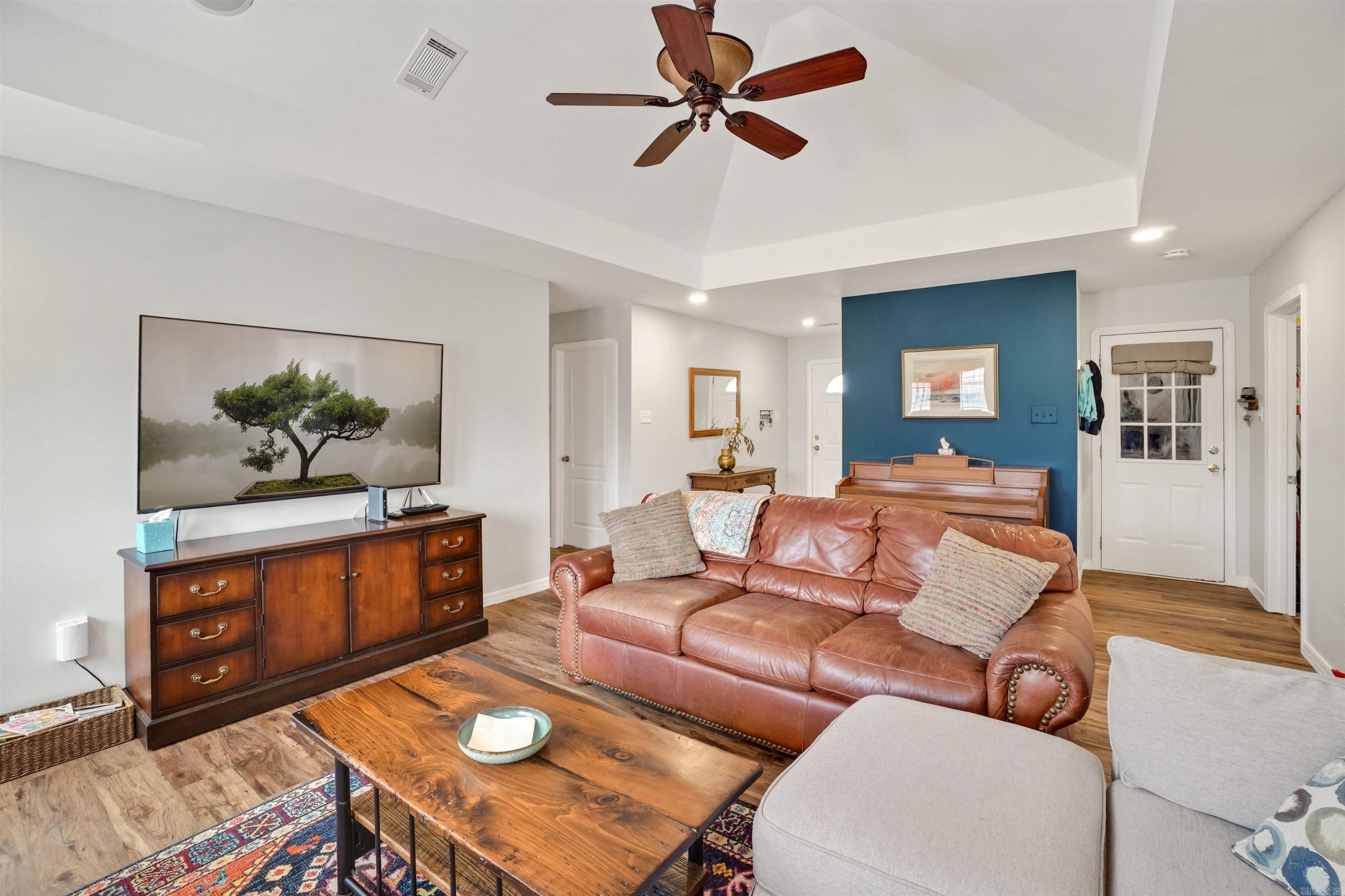 INDIAN MEADOWS - Residential