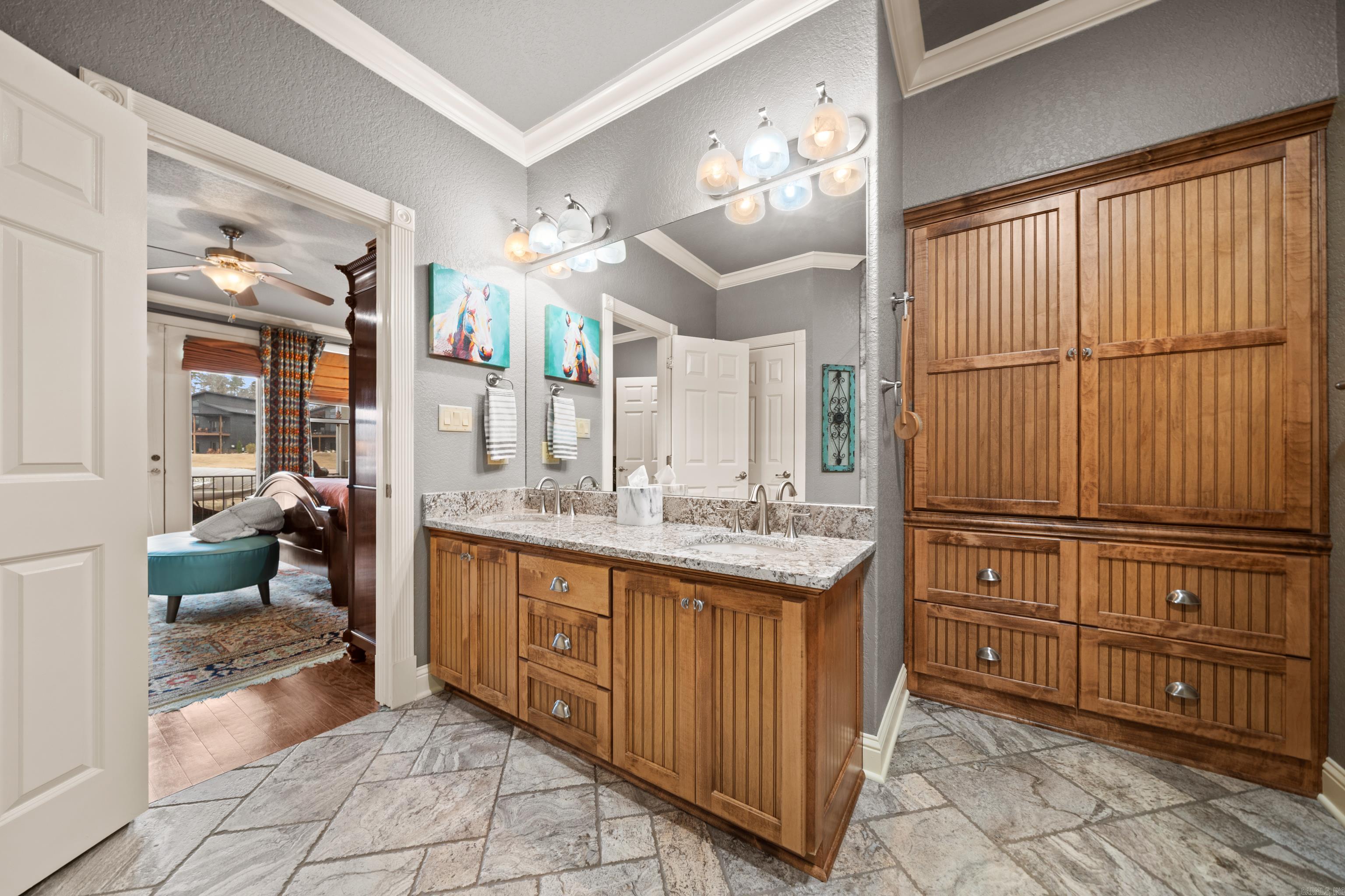 LIGHTHOUSE COVE - Residential