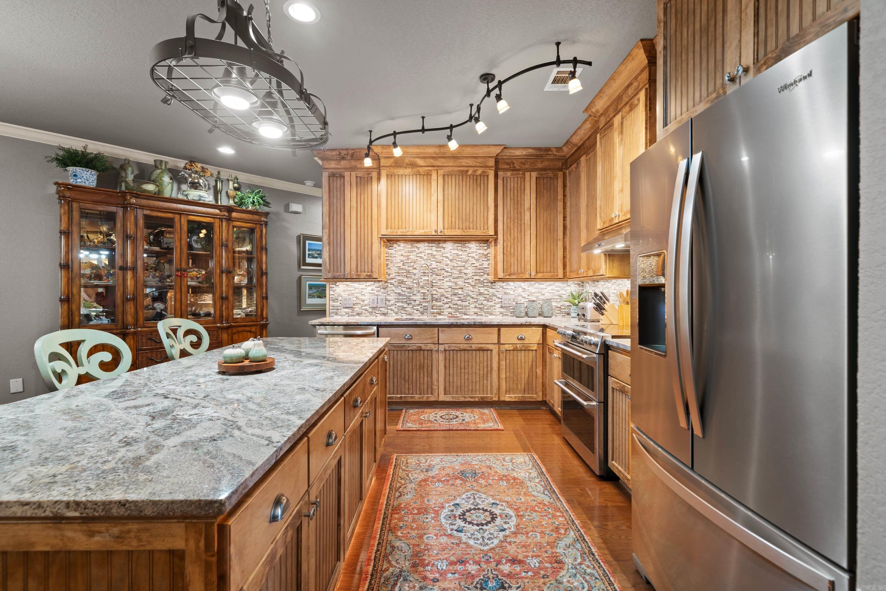 LIGHTHOUSE COVE - Residential