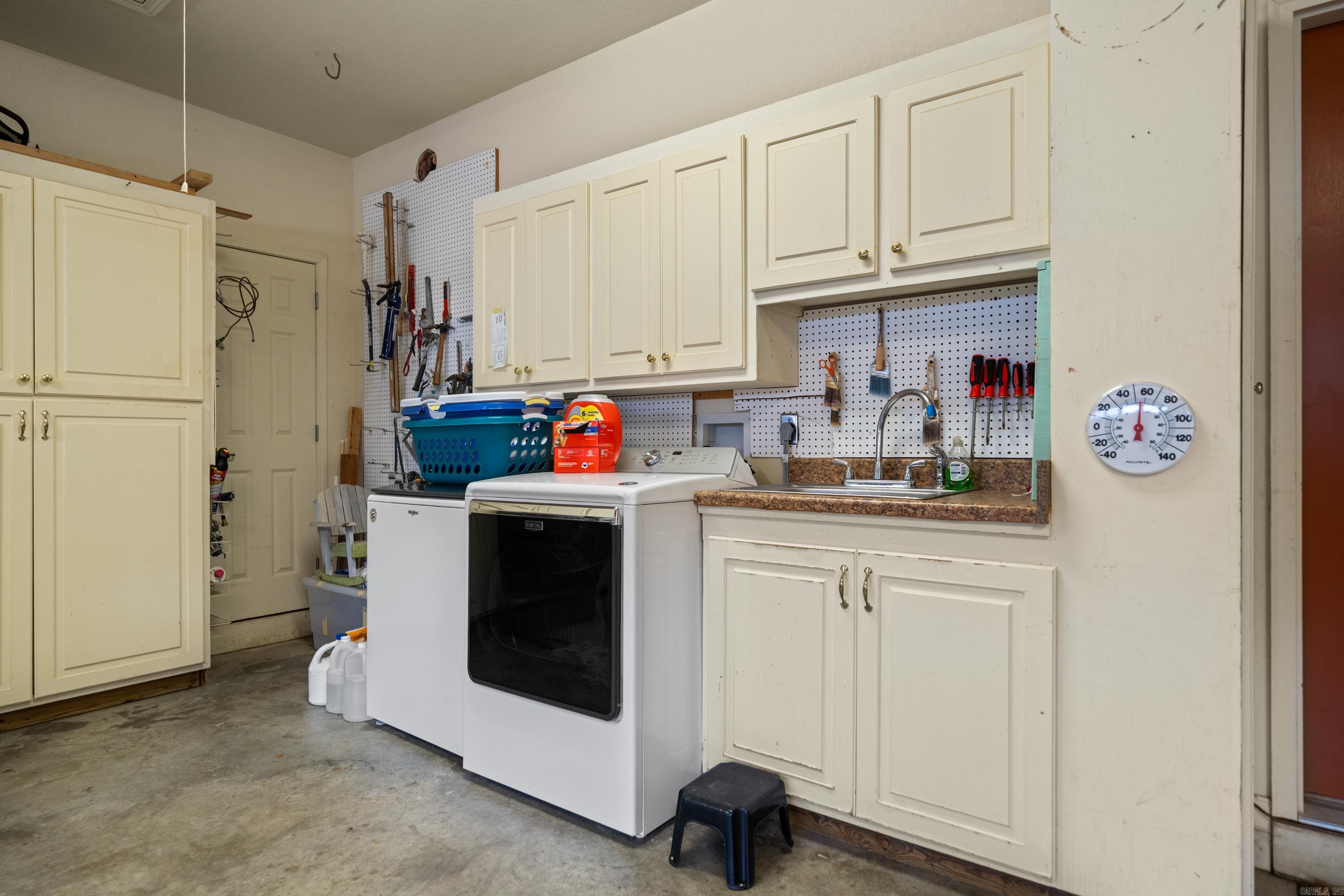 LIGHTHOUSE COVE - Residential