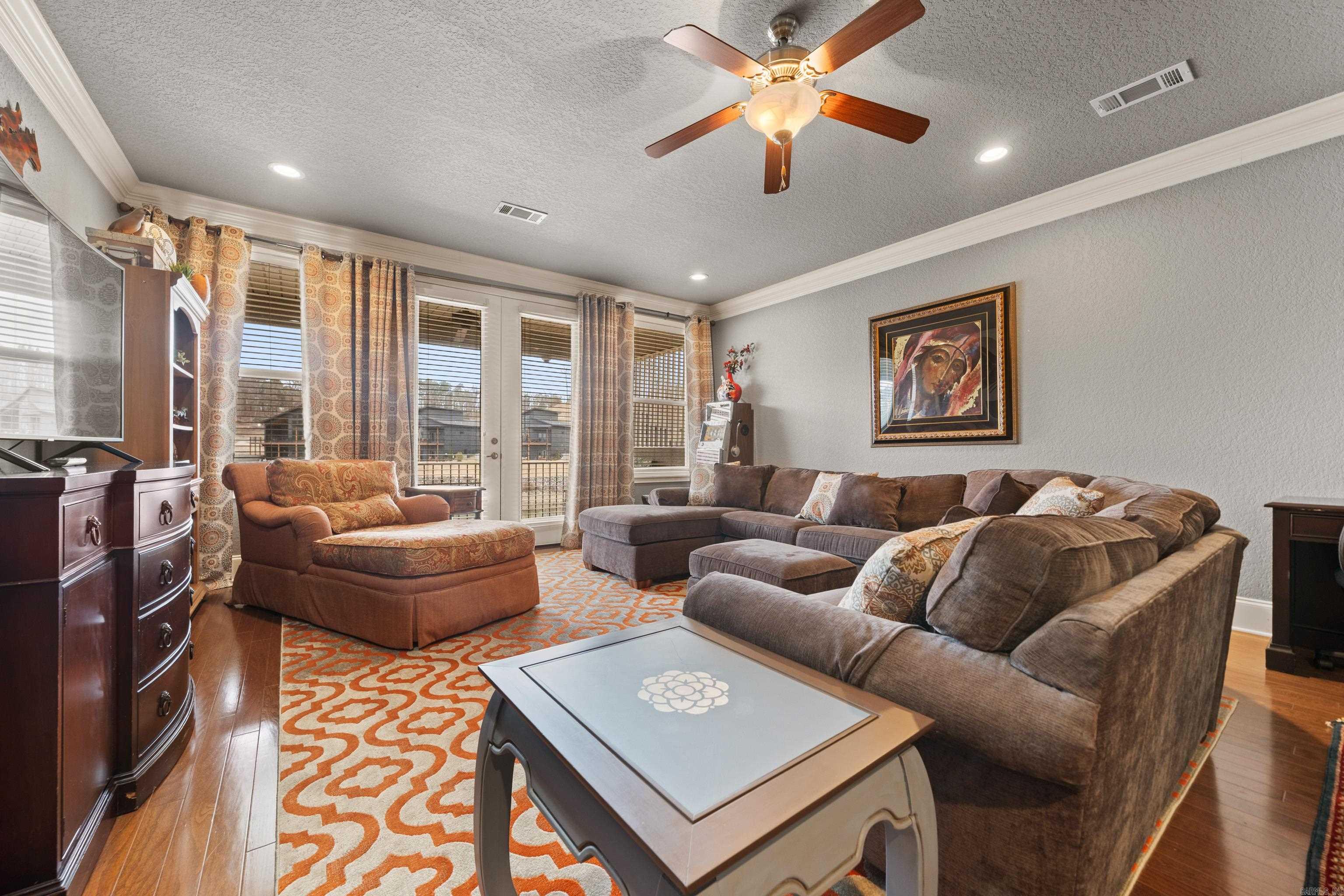 LIGHTHOUSE COVE - Residential