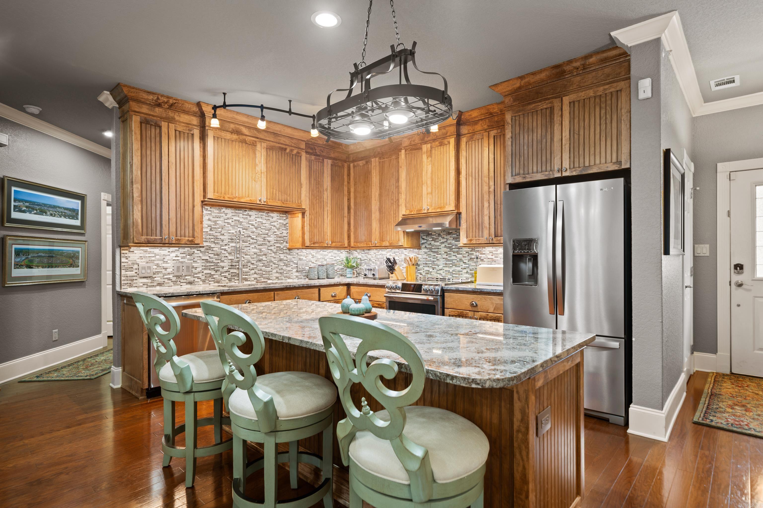 LIGHTHOUSE COVE - Residential