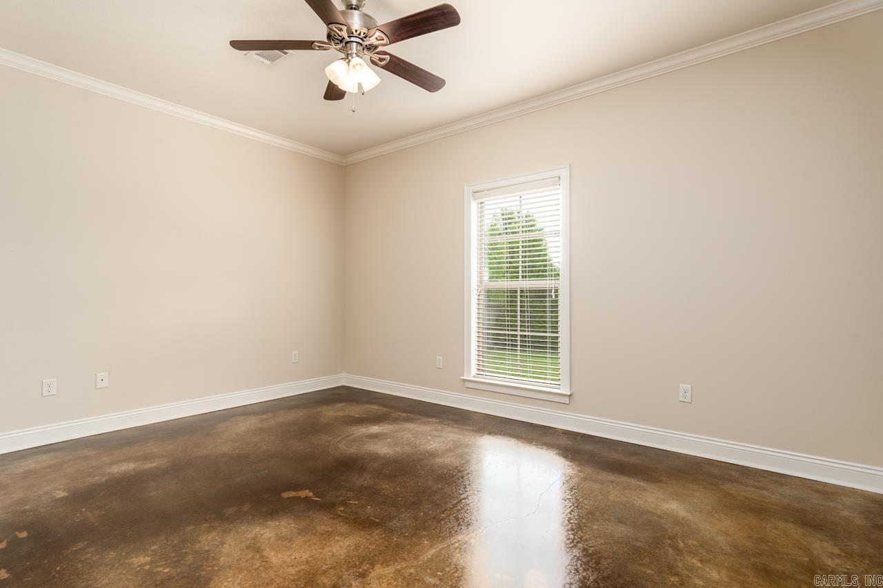 SALEM WOODS - Residential