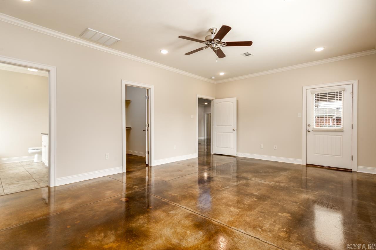 SALEM WOODS - Residential