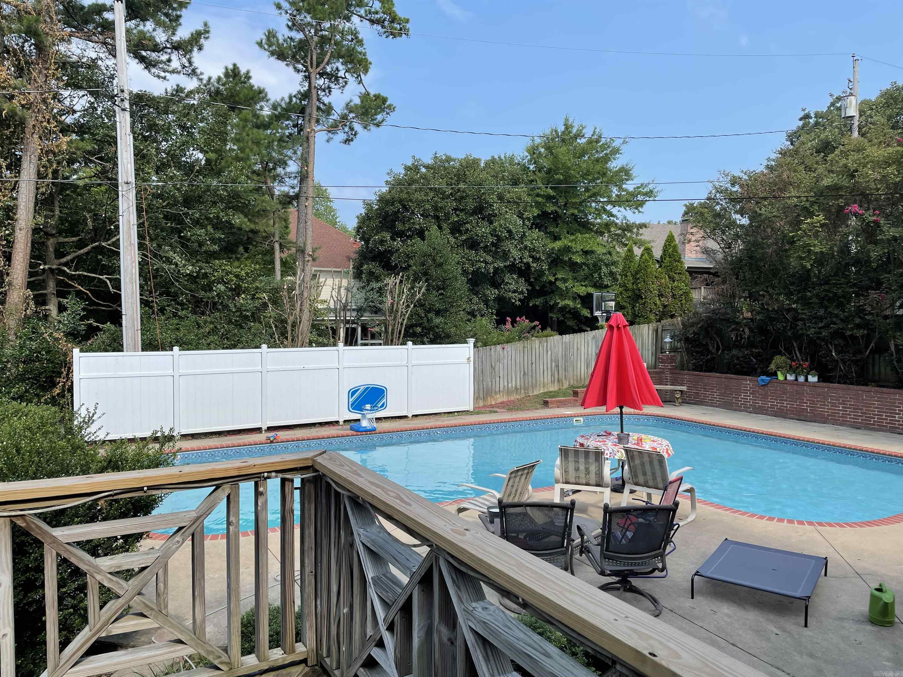 LONGLEA MANOR ADDN - Residential