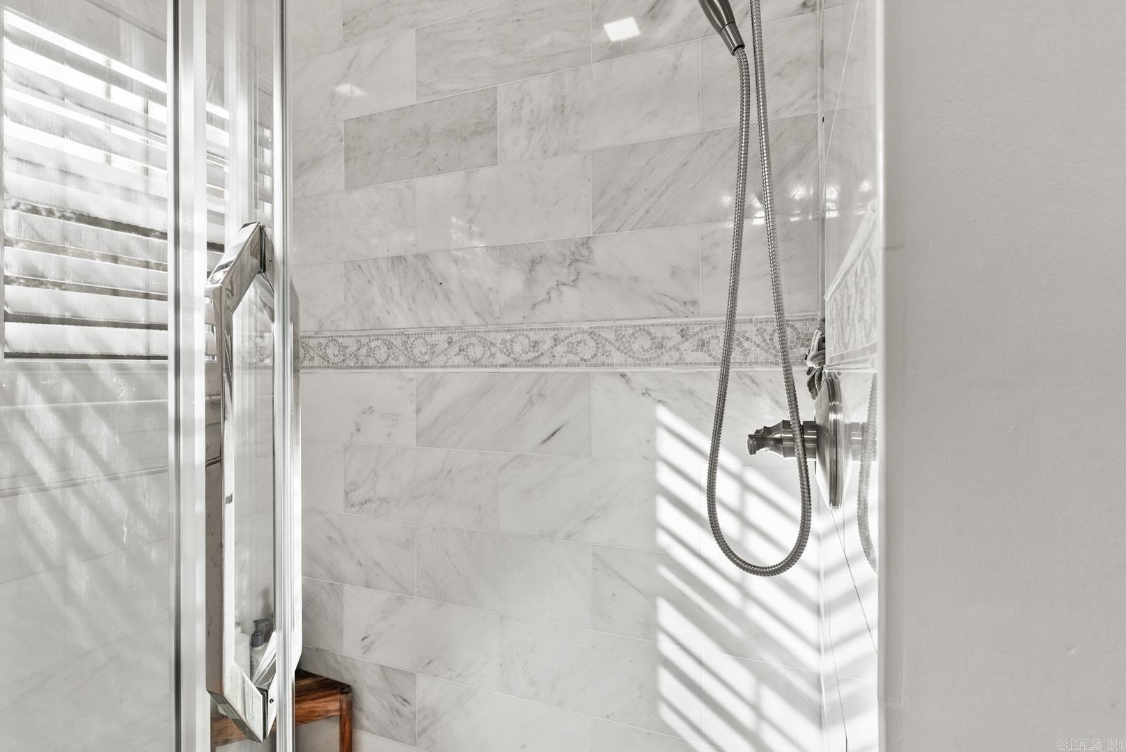 LONGLEA MANOR ADDN - Residential