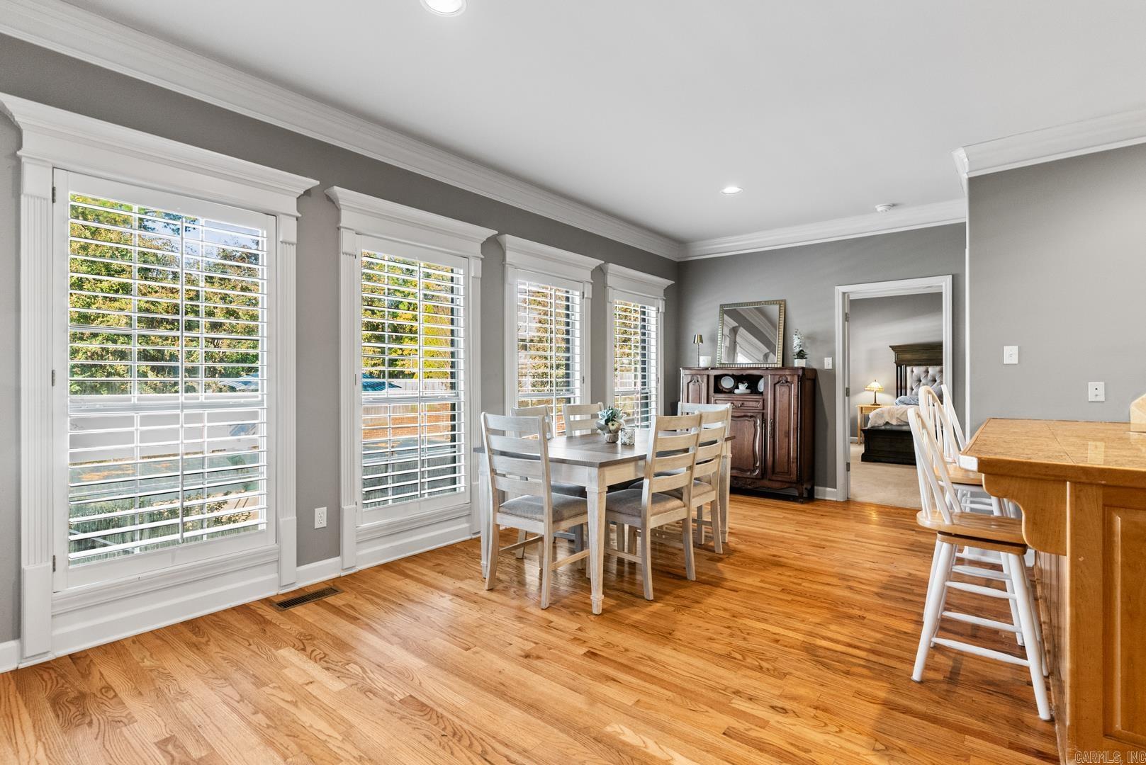 LONGLEA MANOR ADDN - Residential