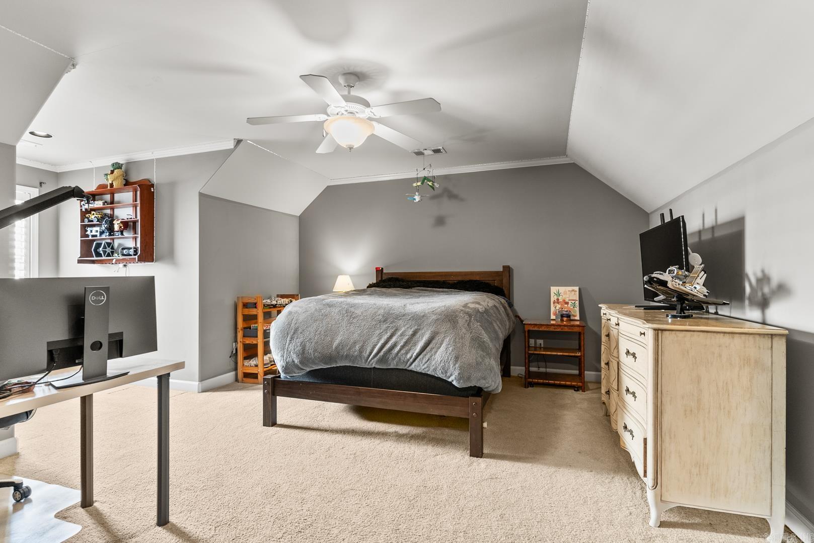 LONGLEA MANOR ADDN - Residential