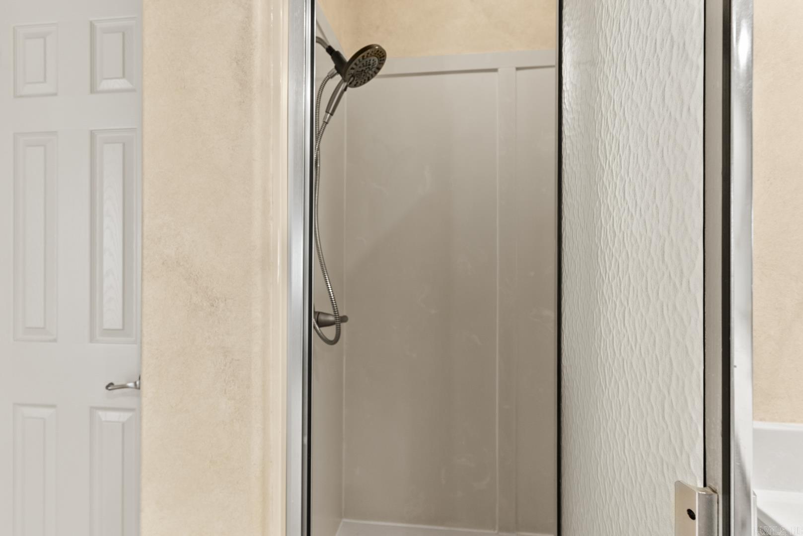 LONGLEA MANOR ADDN - Residential