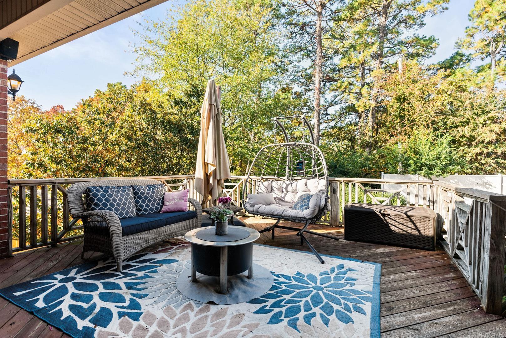 LONGLEA MANOR ADDN - Residential