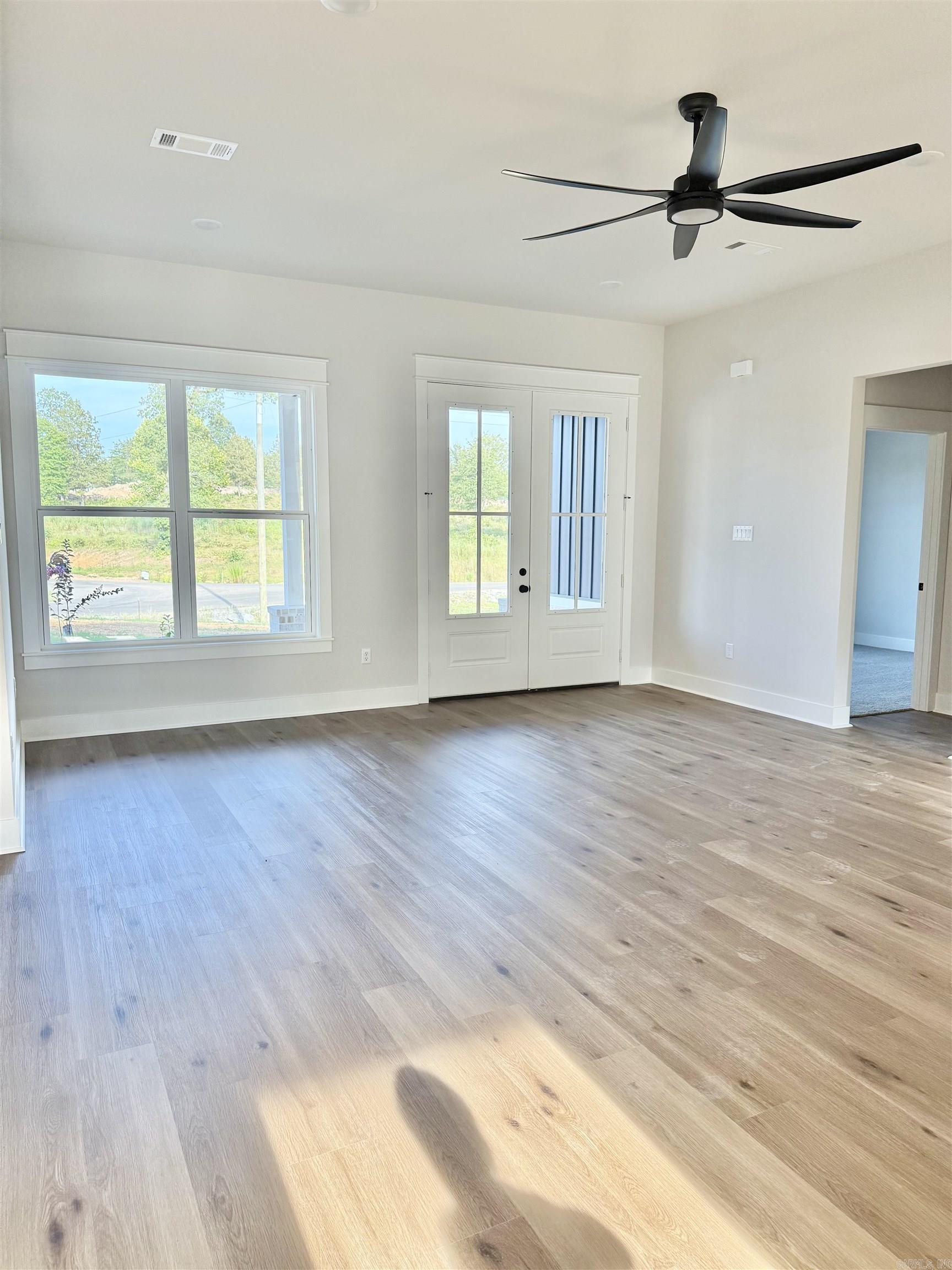 PLANTATION HILLS - Residential