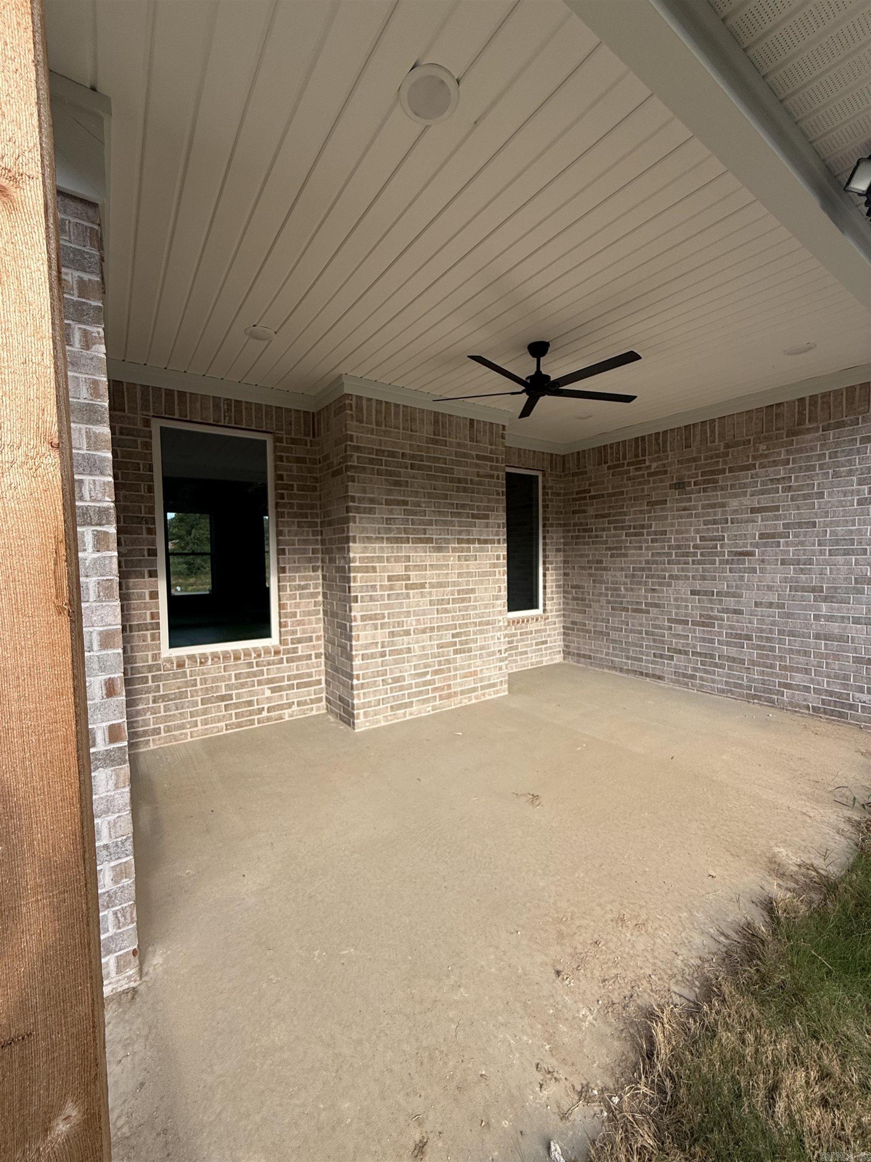 PLANTATION HILLS - Residential